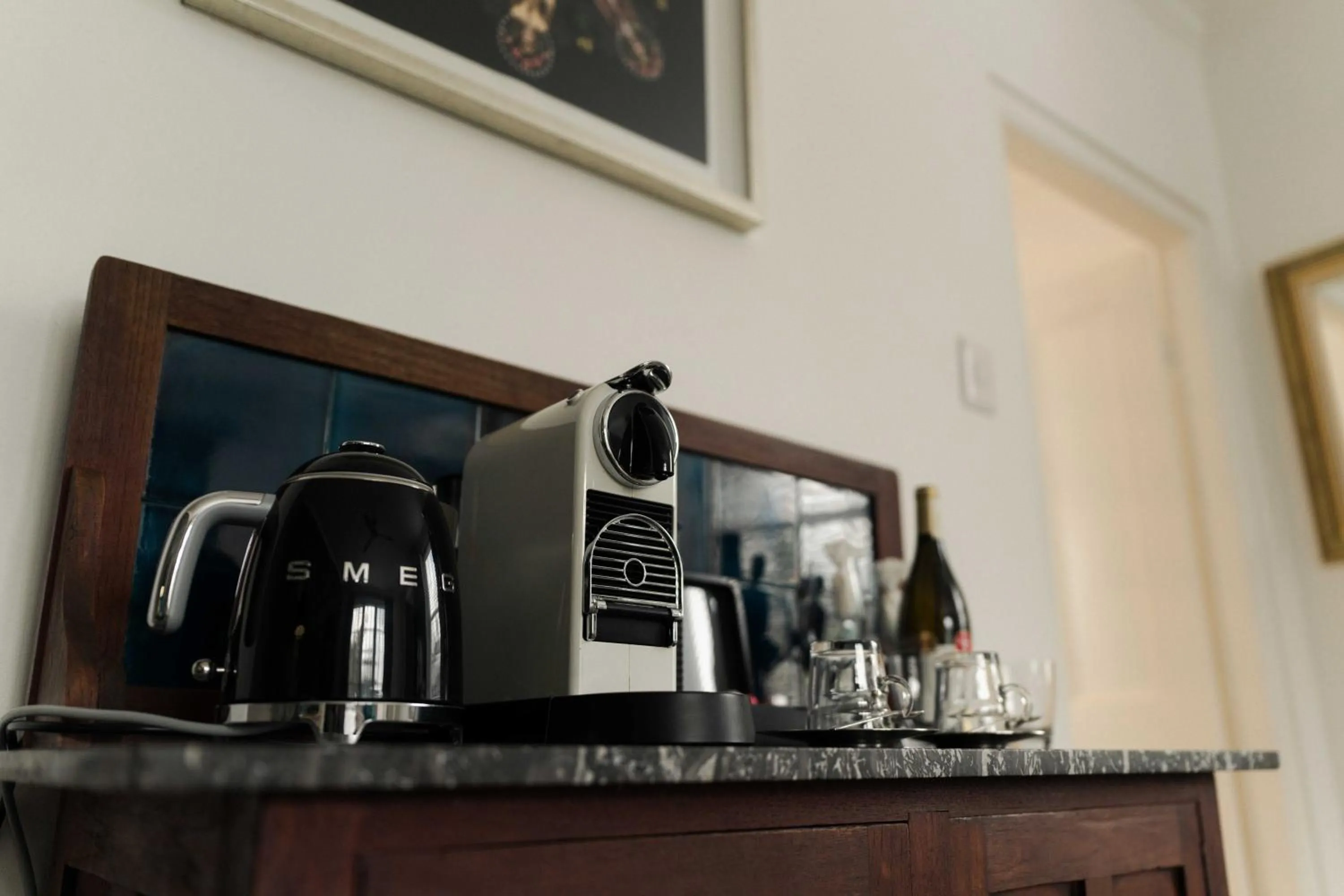 Coffee/tea facilities in Les Chambres Guest House