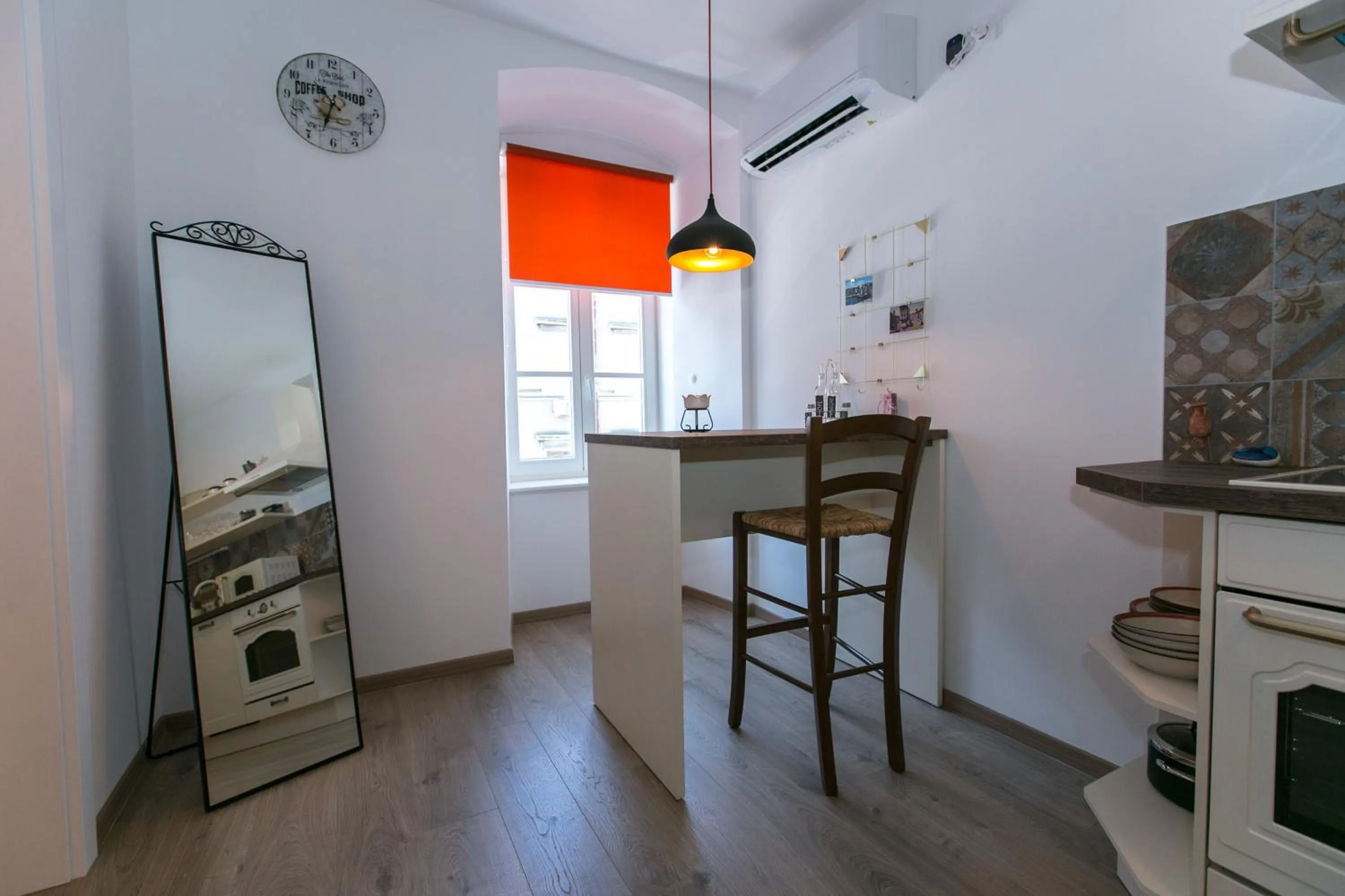 Apartments Del Molo