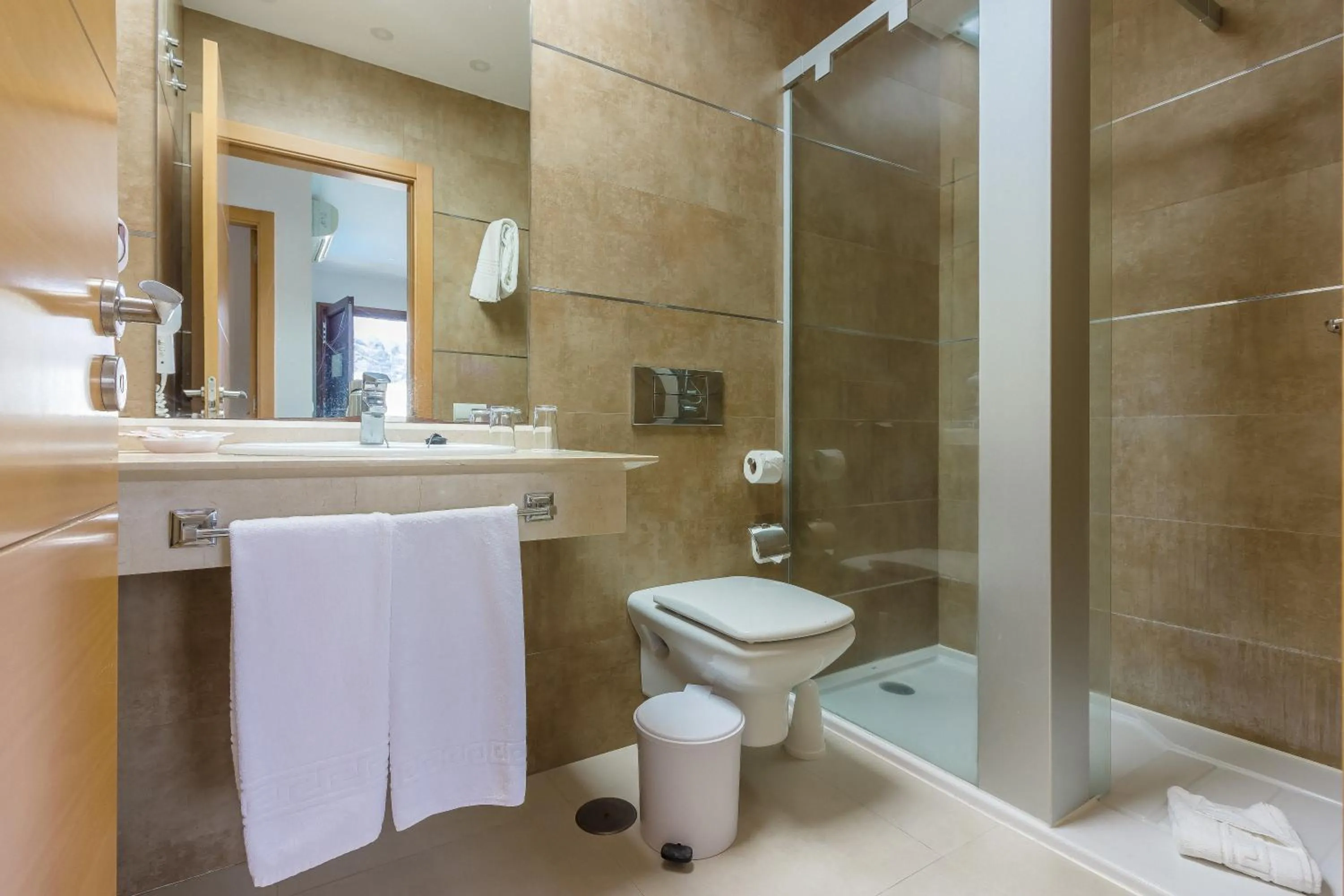 Bathroom in Klayman Diamond Aparthotel