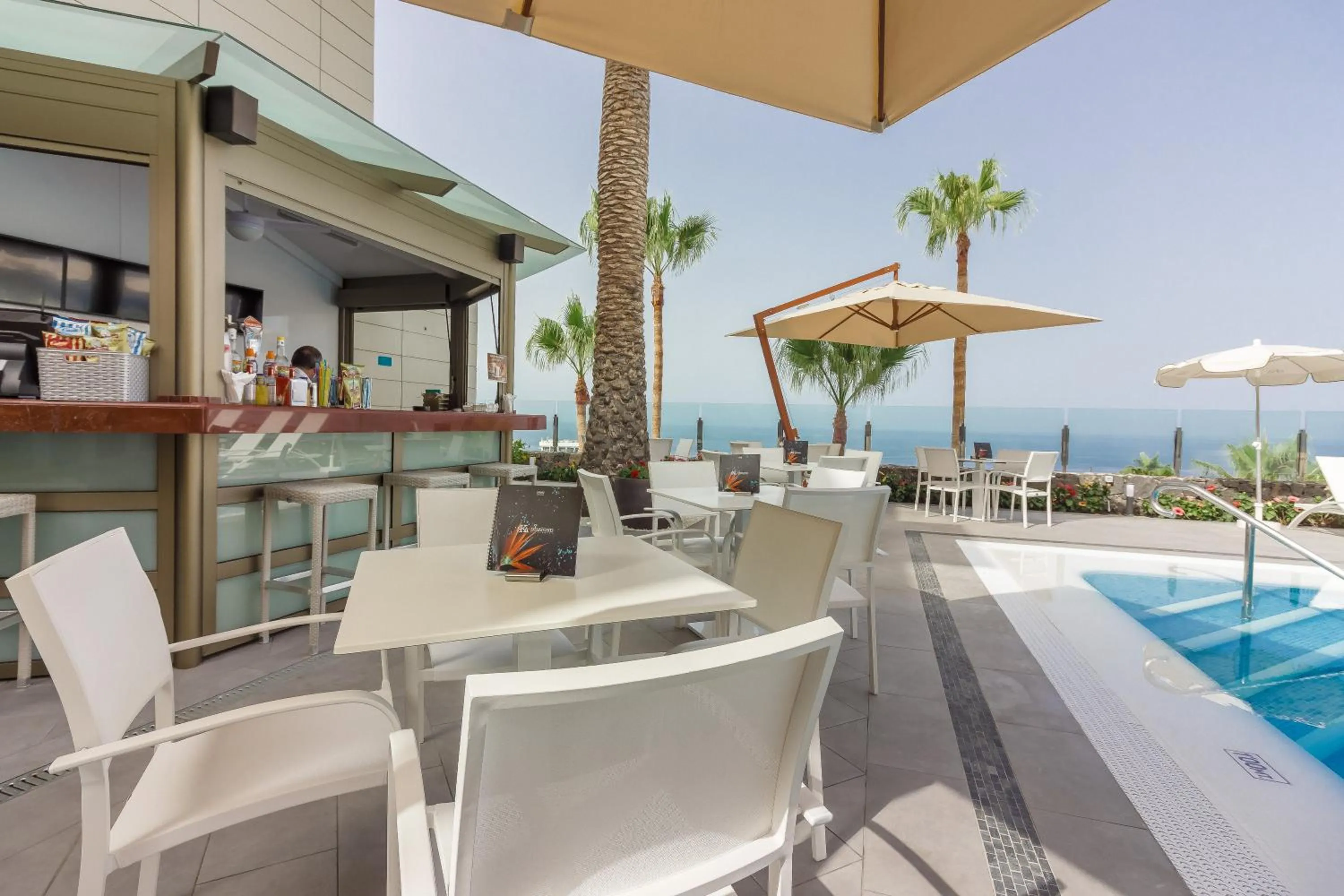 Lounge or bar in Klayman Diamond Aparthotel