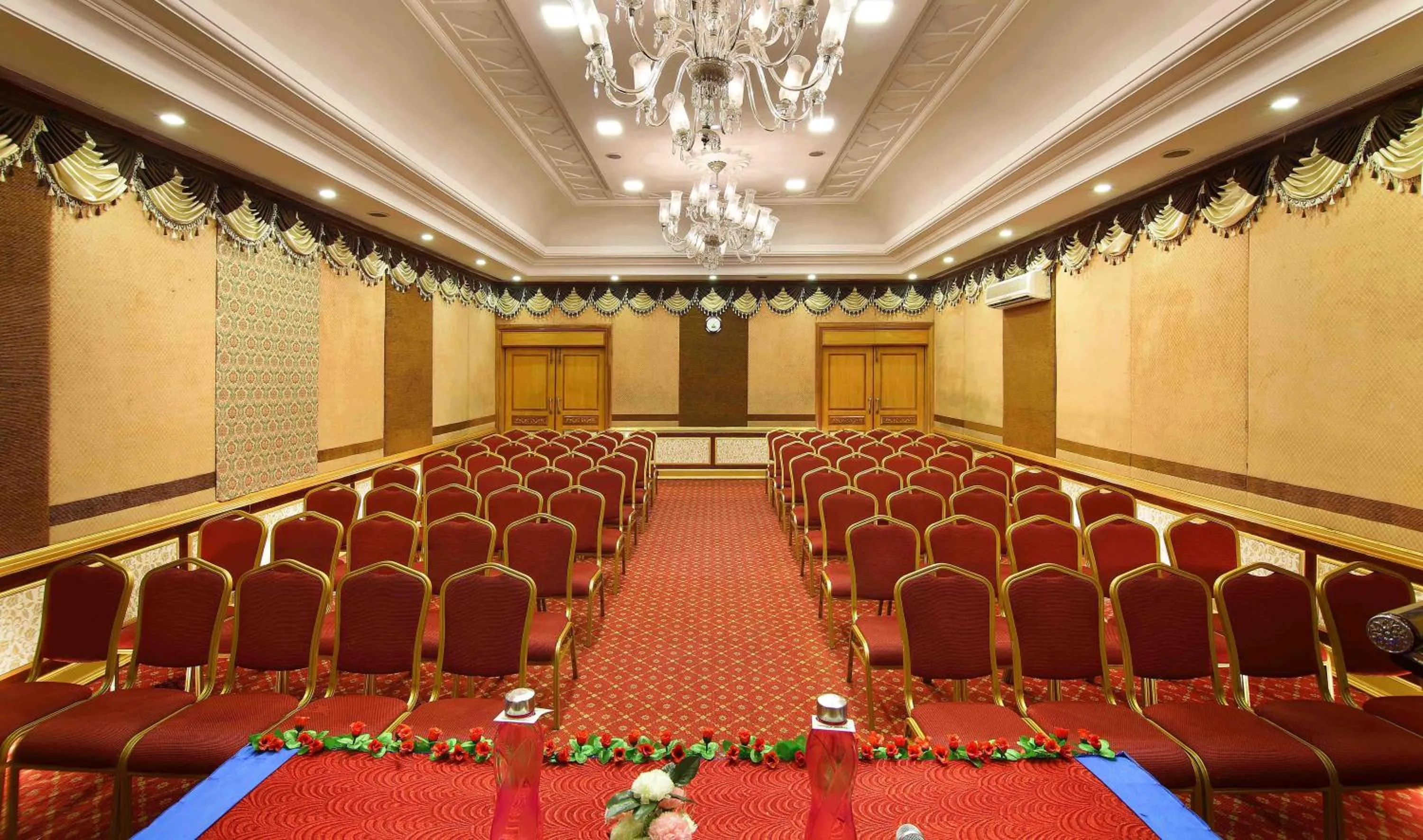 Meeting/conference room in Royal Court