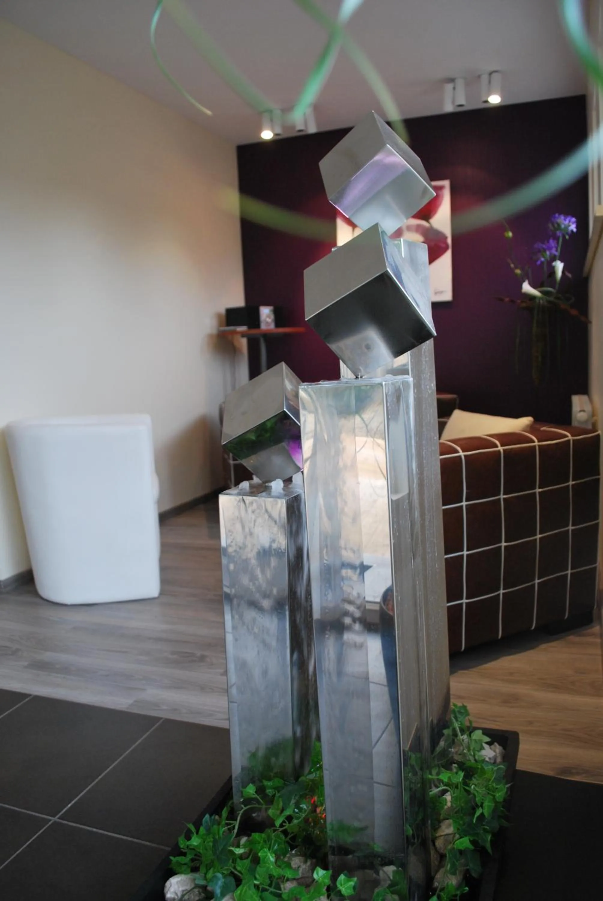 Lounge or bar in Logis Hôtel & Restaurant Les Perce-Neige