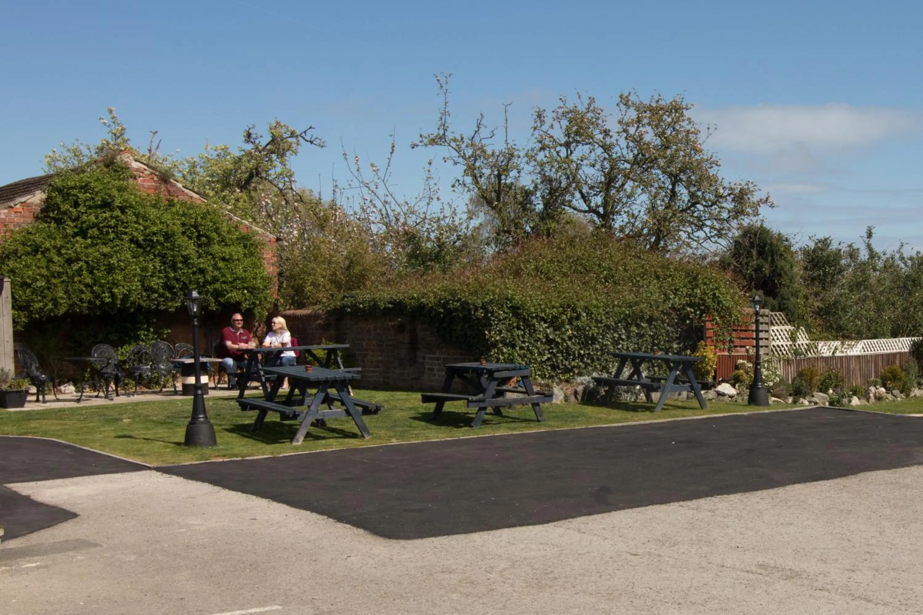 The cabin saracens head