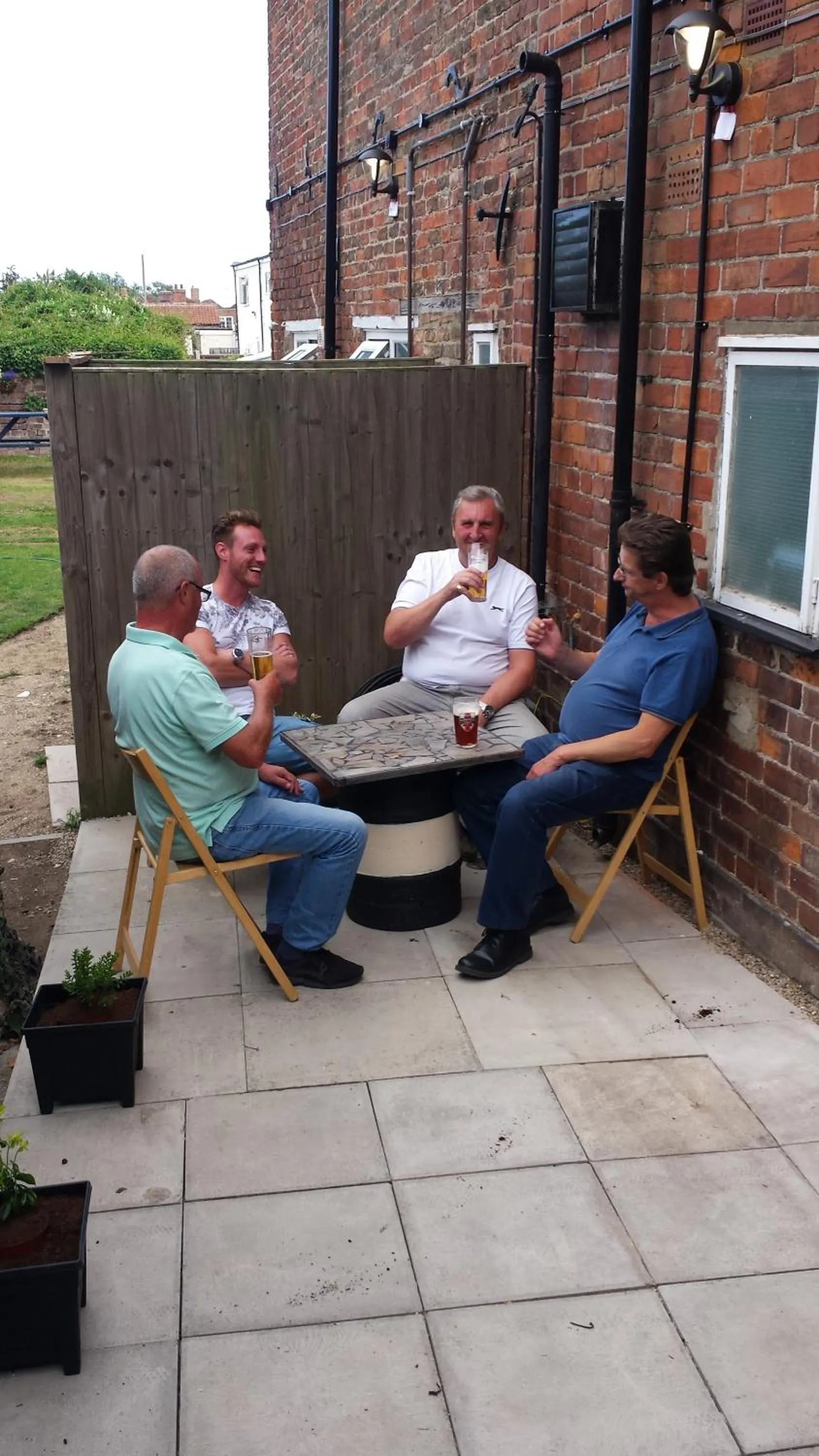 Area and facilities in The cabin saracens head