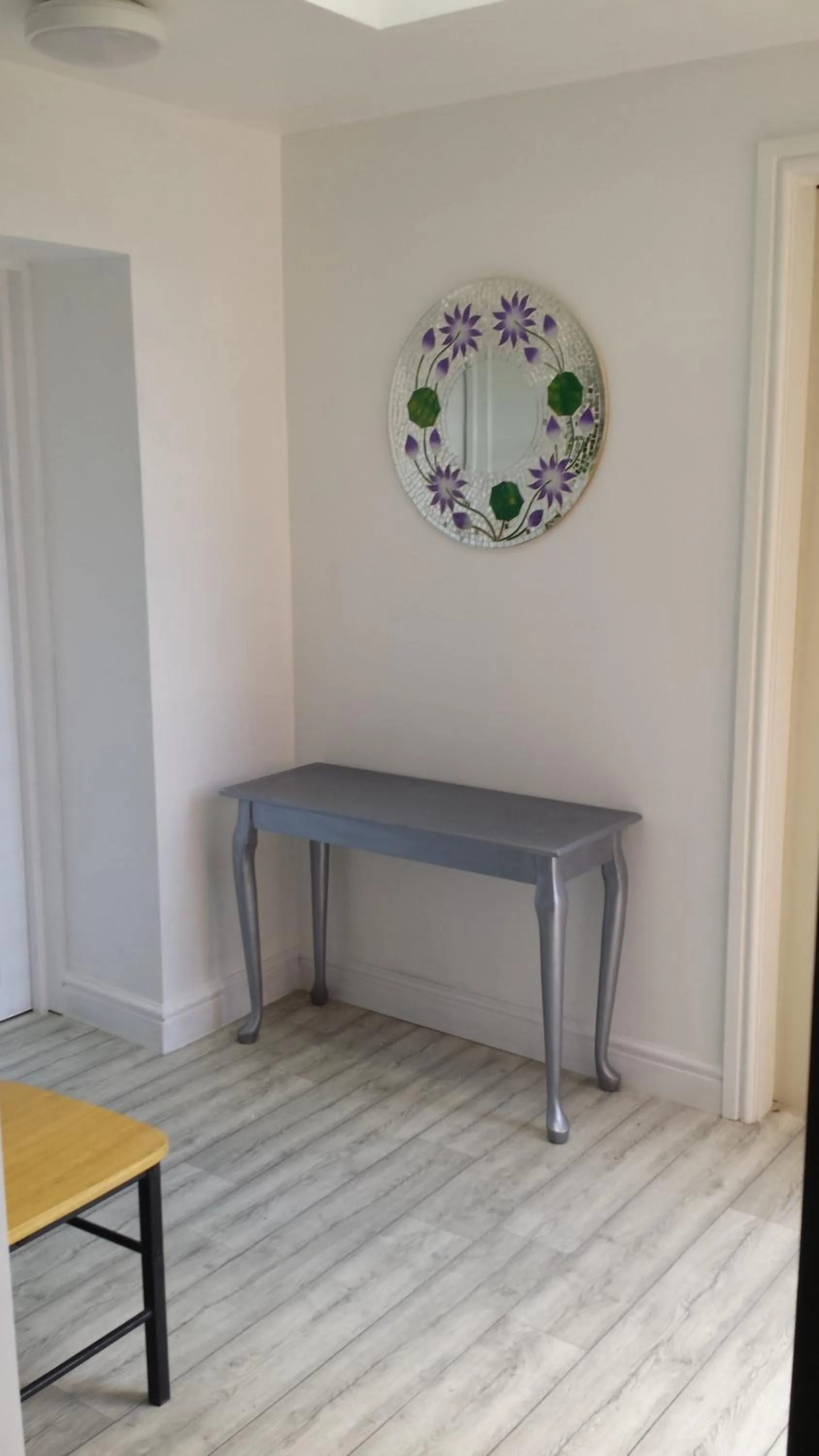 Lobby or reception in The cabin saracens head