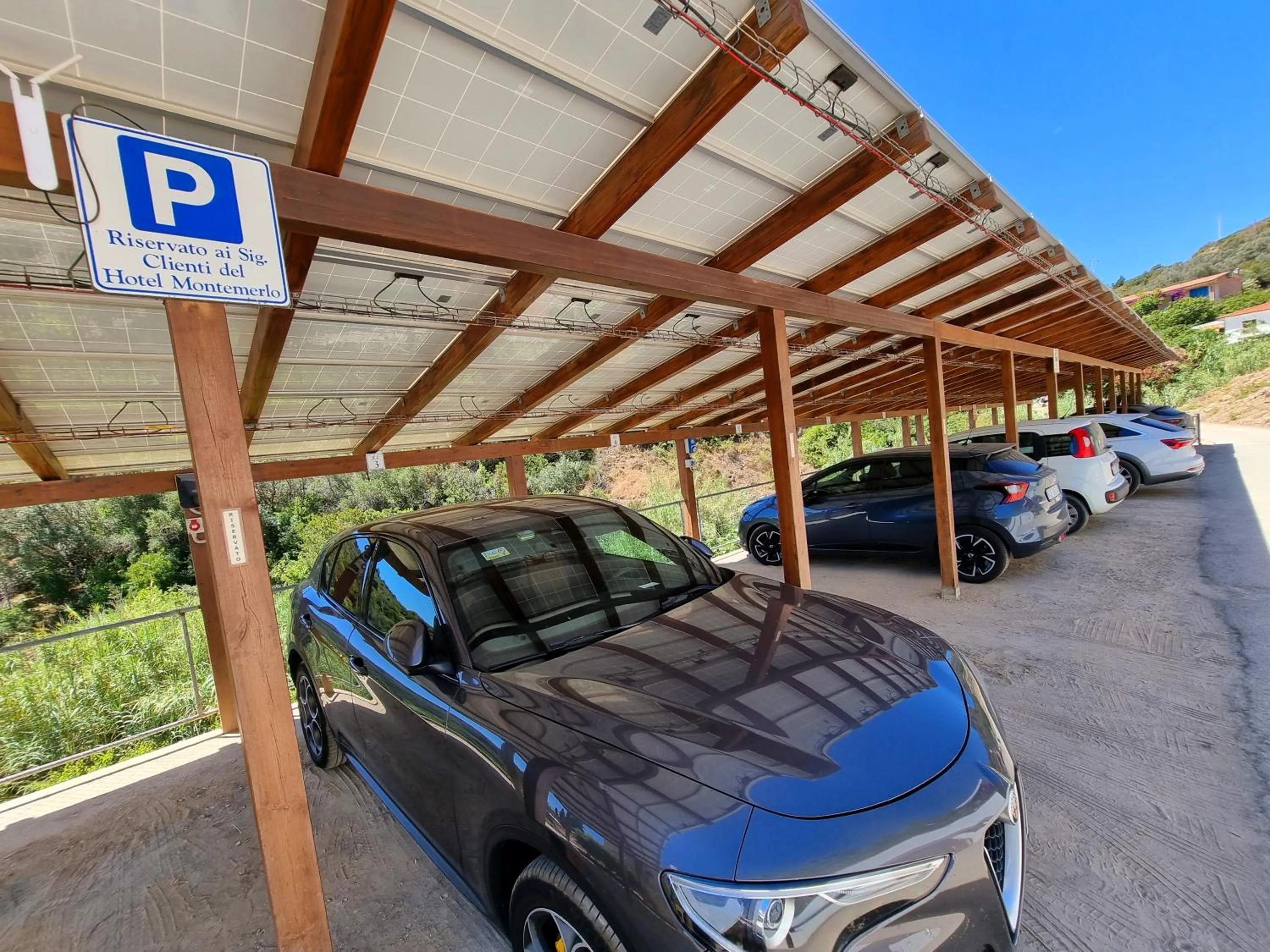 Parking in Eco Hotel Montemerlo
