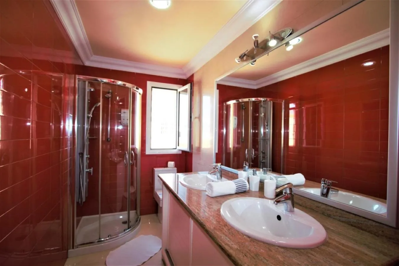 Shower in Villa Lovisi