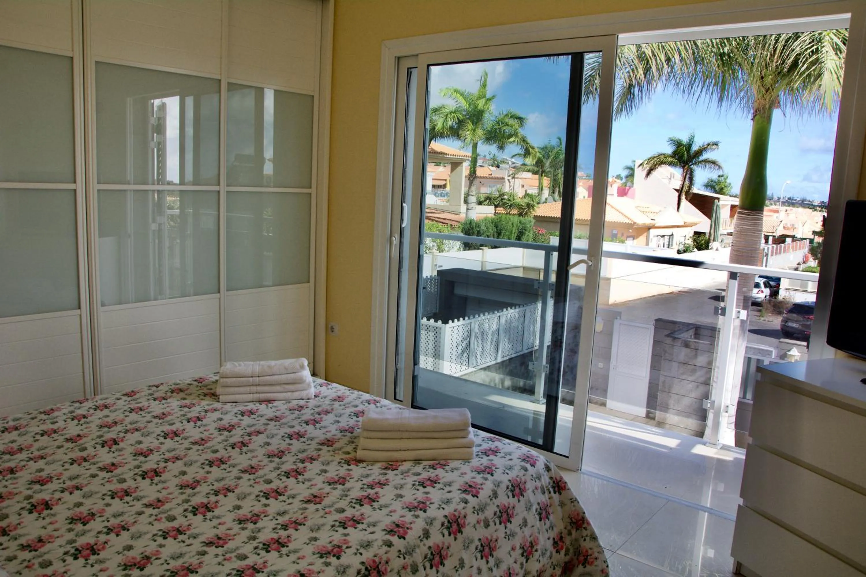Bedroom, Bed in Villa Lovisi