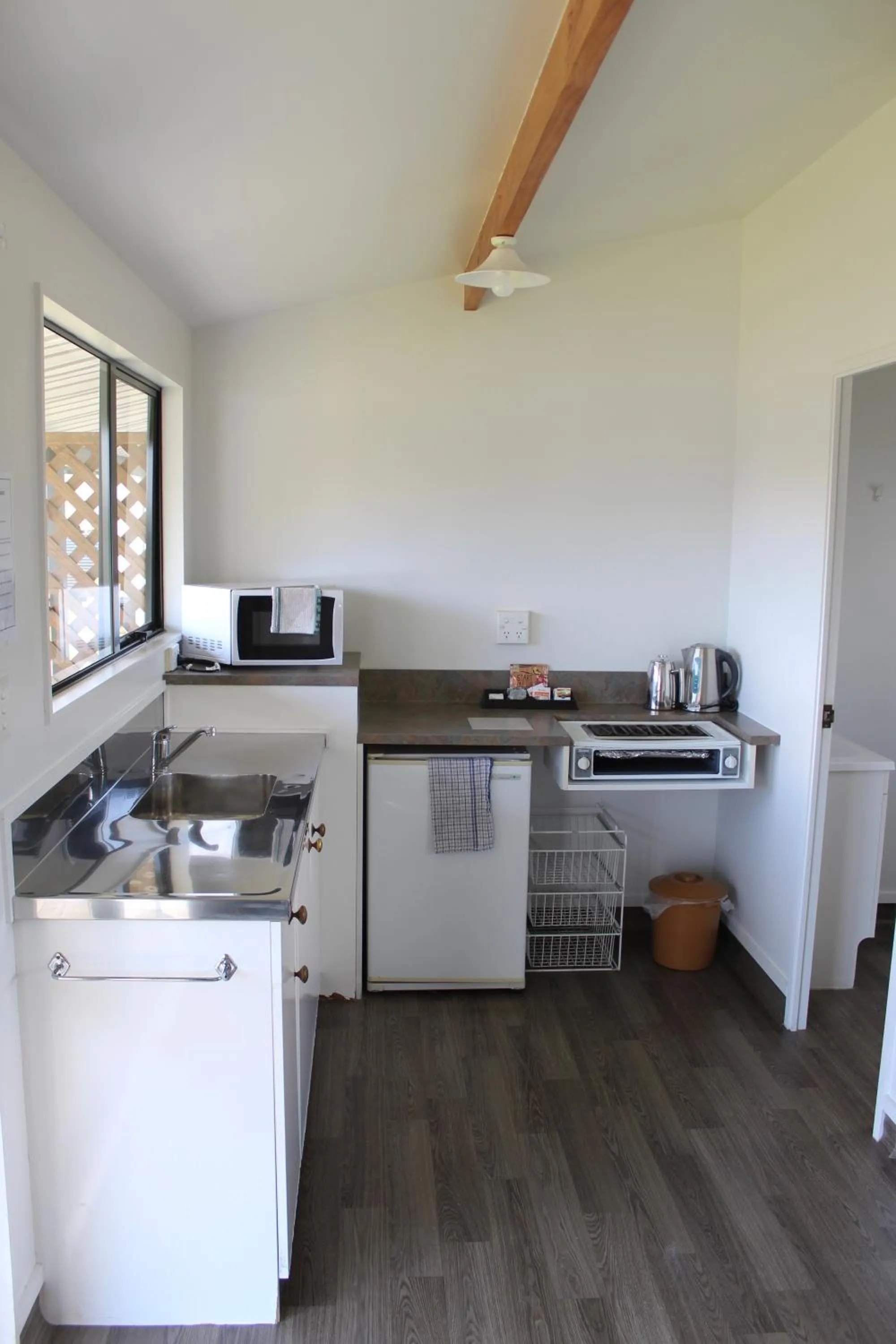 Kitchen or kitchenette in Holdens Bay Holiday Park