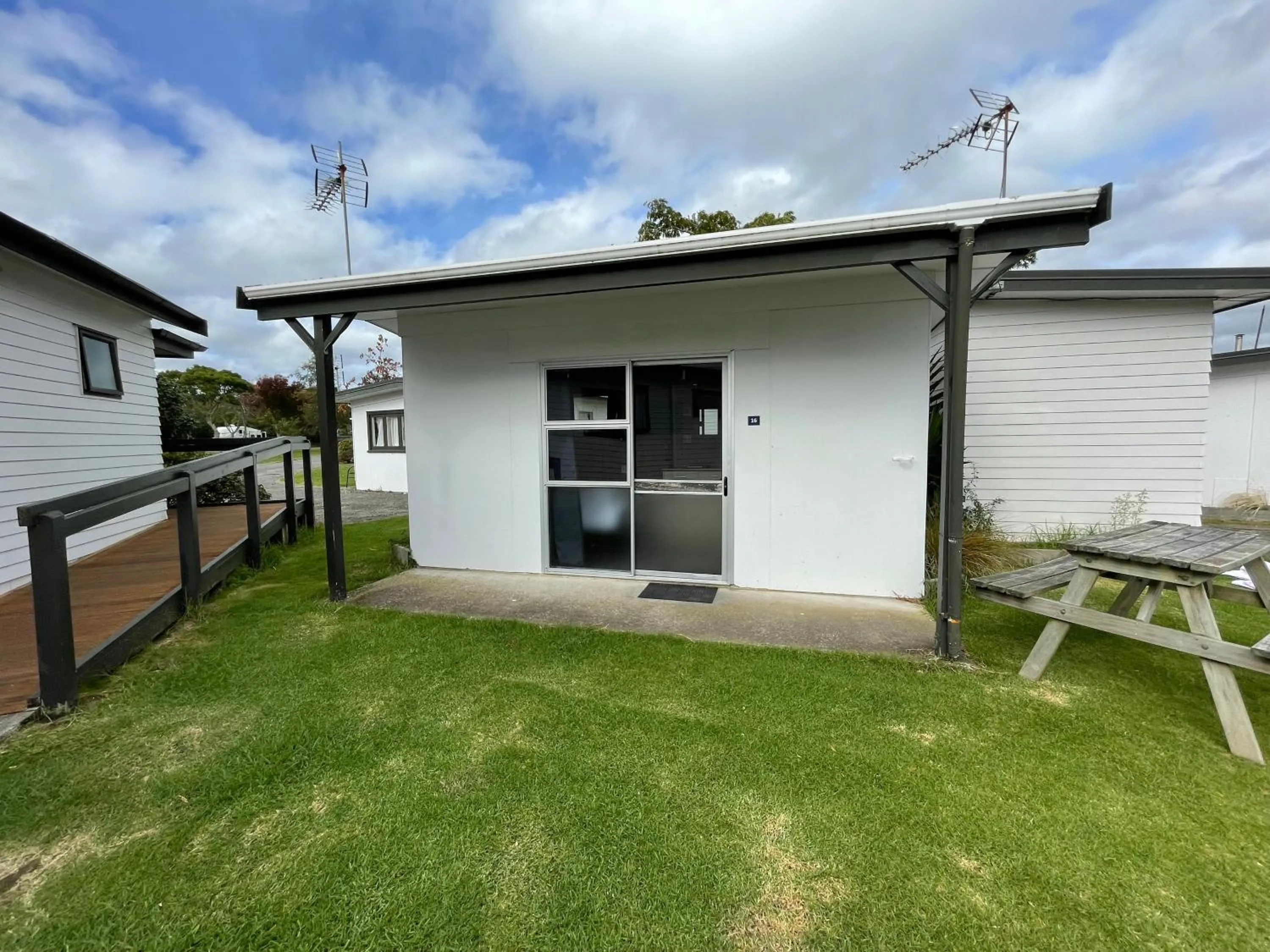 Holdens Bay Holiday Park