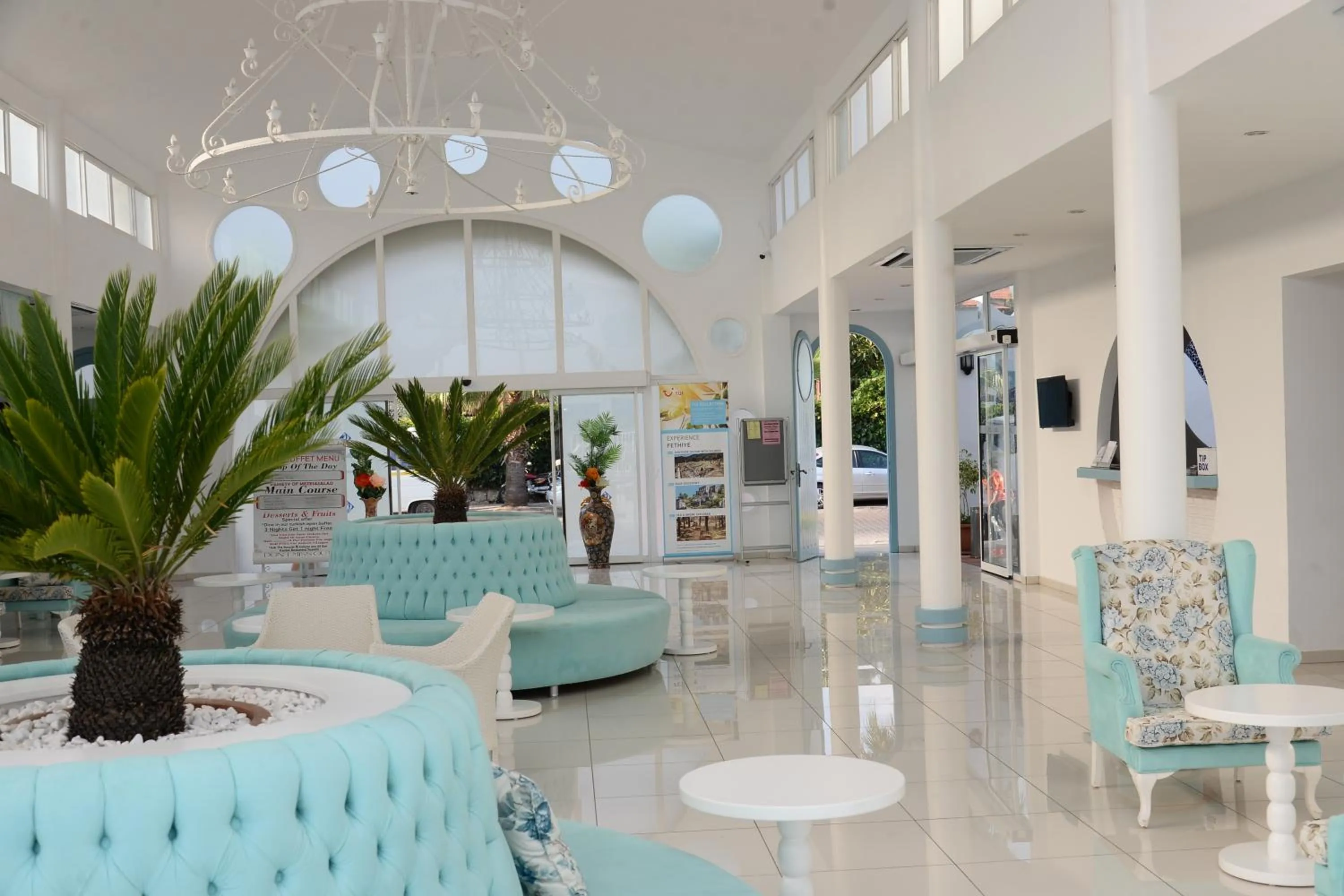 Lobby or reception in Karbel Hotel