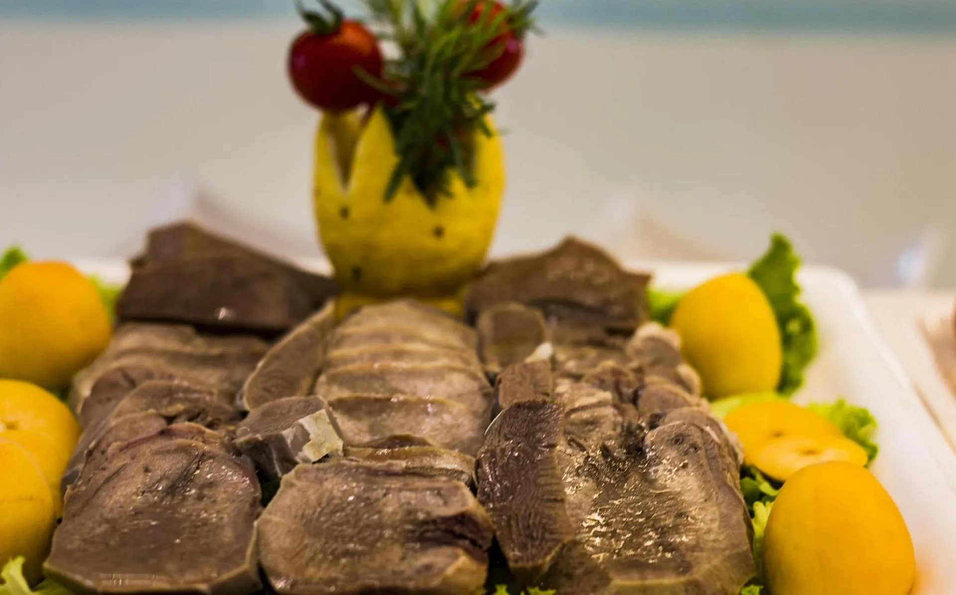 Food and drinks in Karbel Hotel