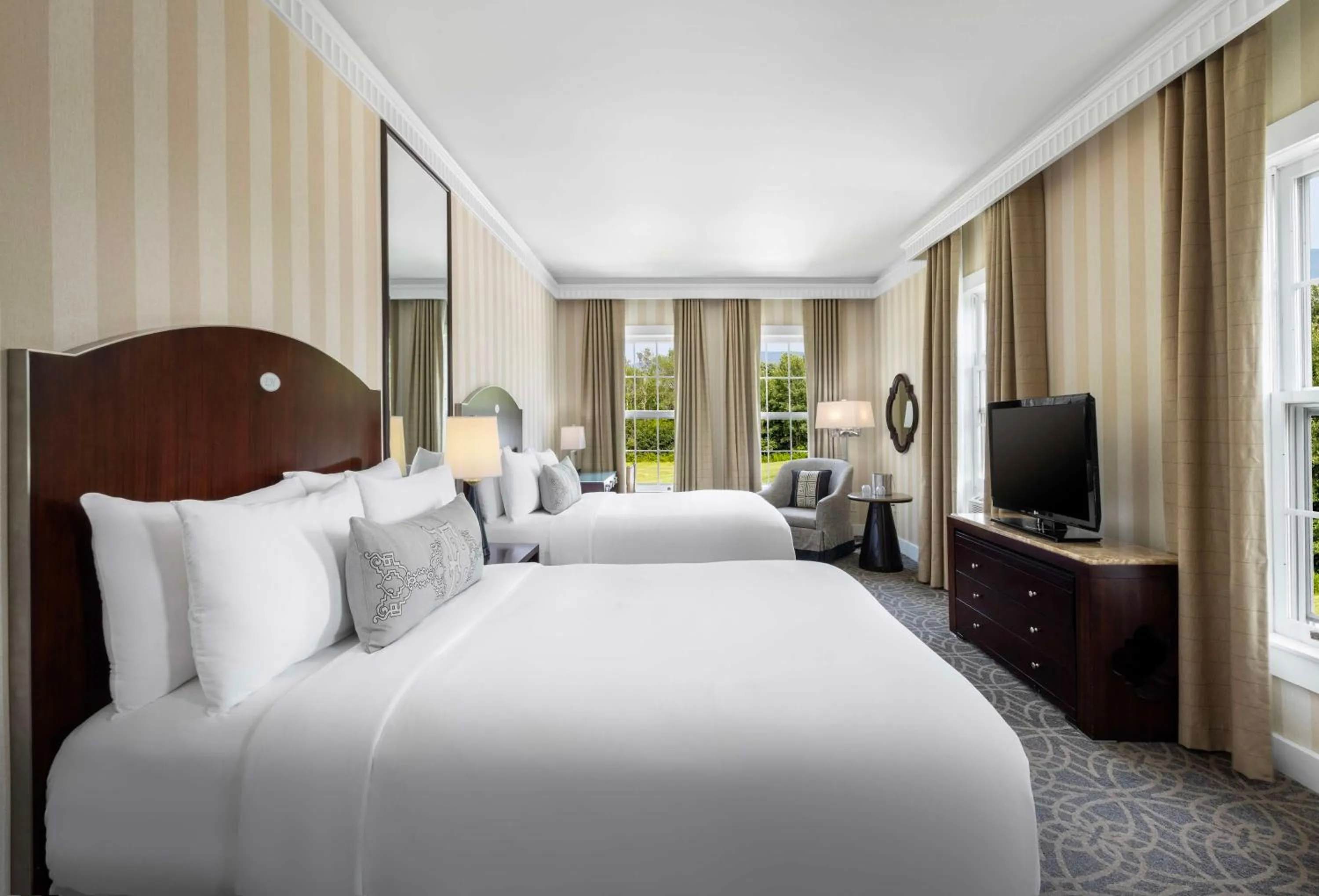 Bedroom, Bed in The Equinox Golf Resort & Spa