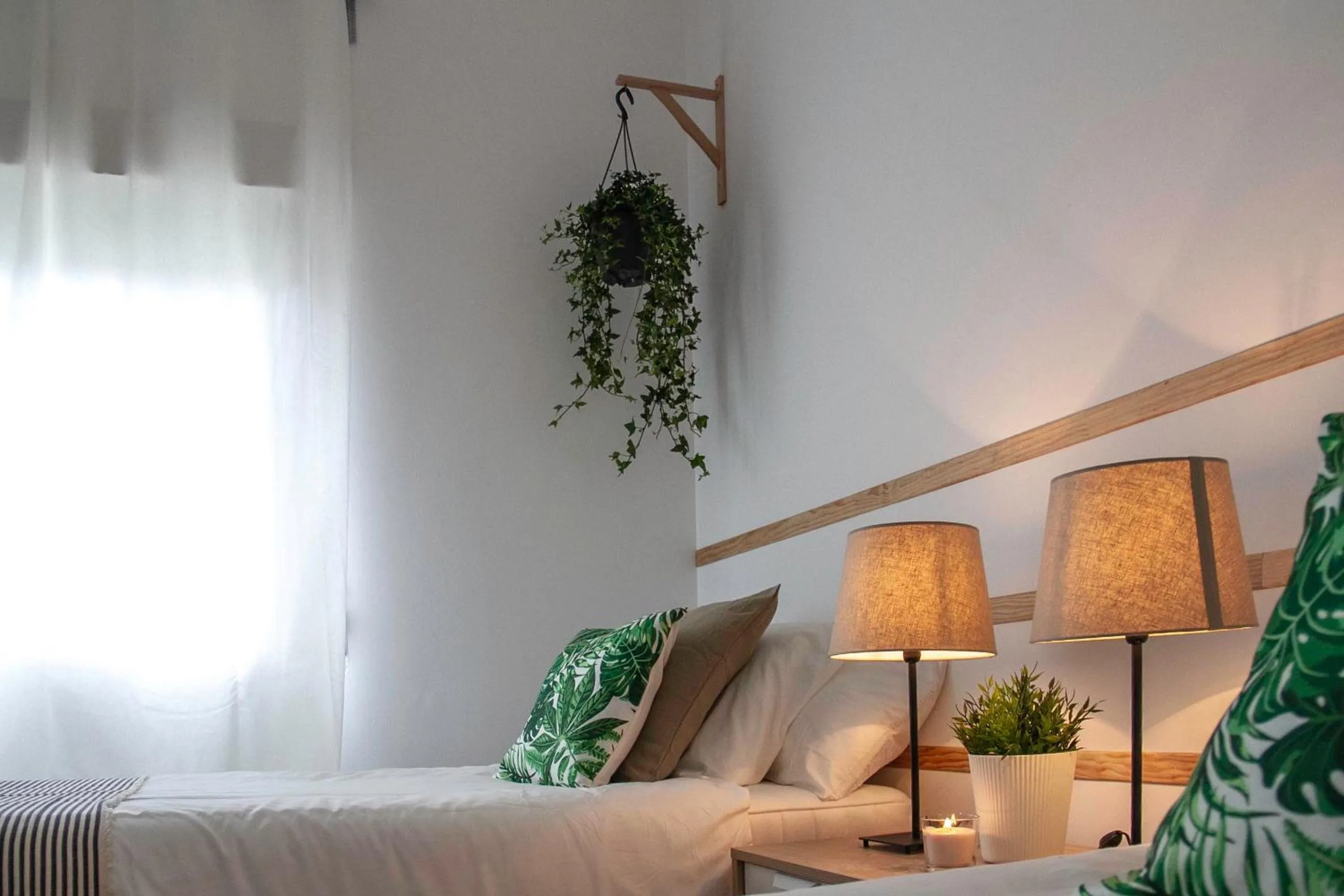 Photo of the whole room, Bed in Real Beds Madrid