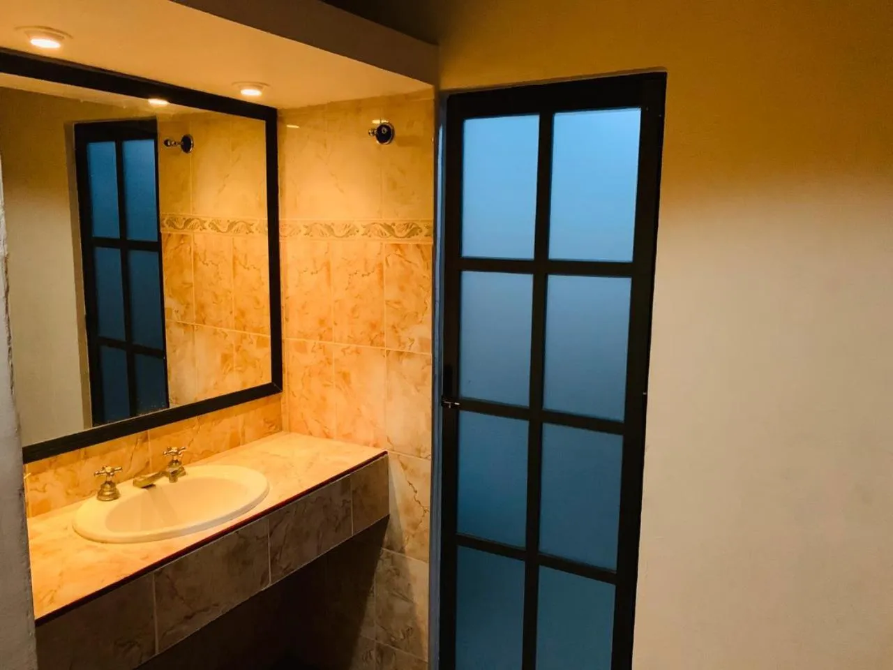 Bathroom in Hotel Real Jojutla