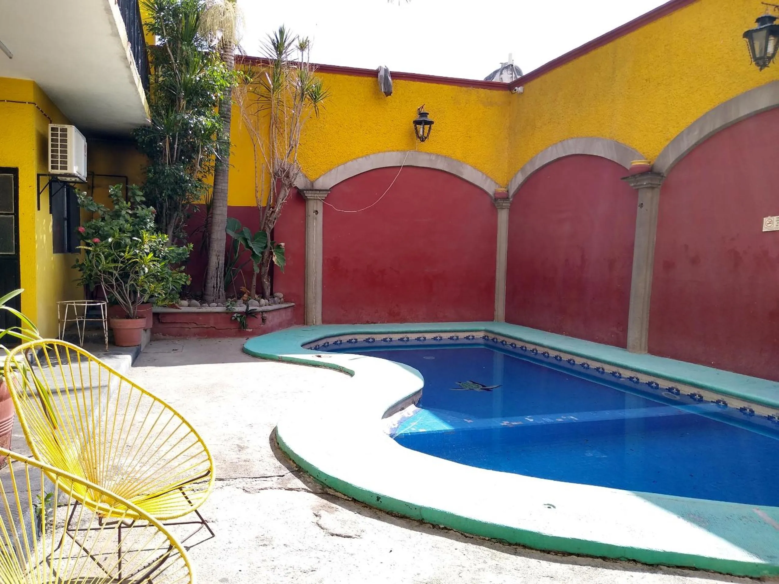 Swimming pool in Hotel Real Jojutla