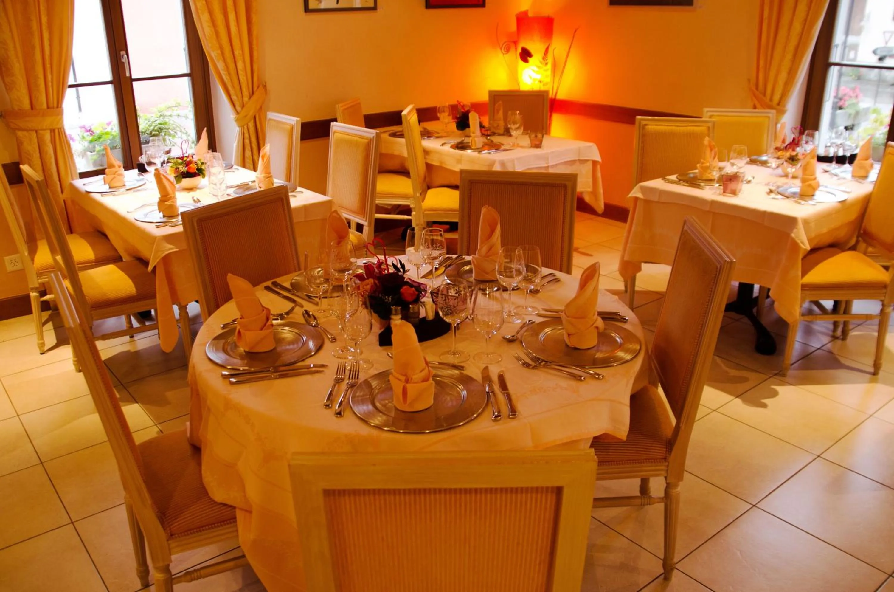 Restaurant/places to eat in Auberge Communale à l'Union