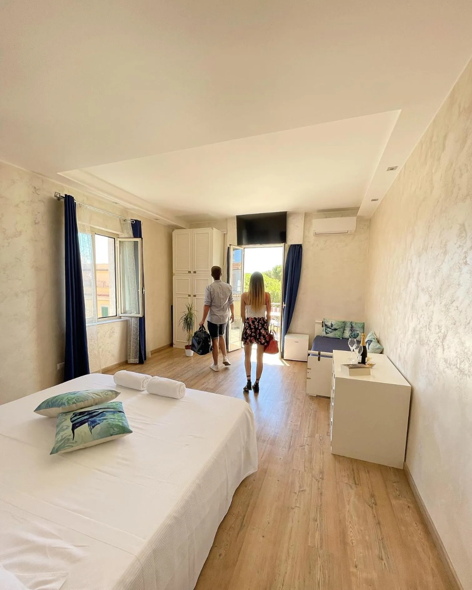 Bedroom, Bed in Borghetto Hotel