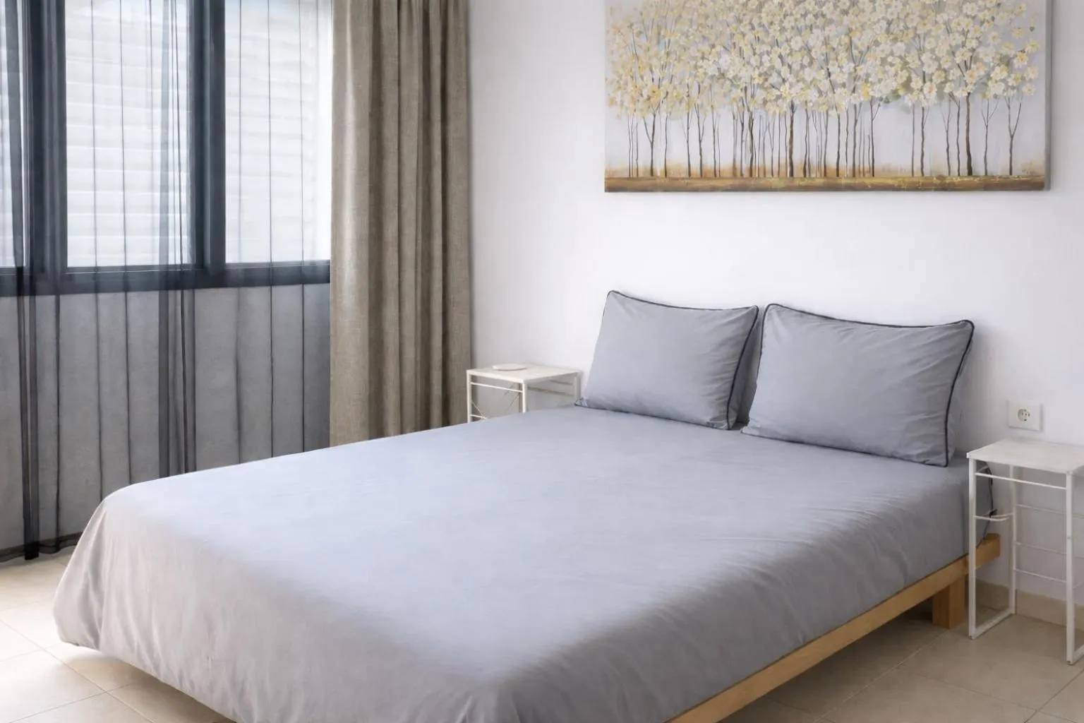 Bed in Stylish Tel Aviv