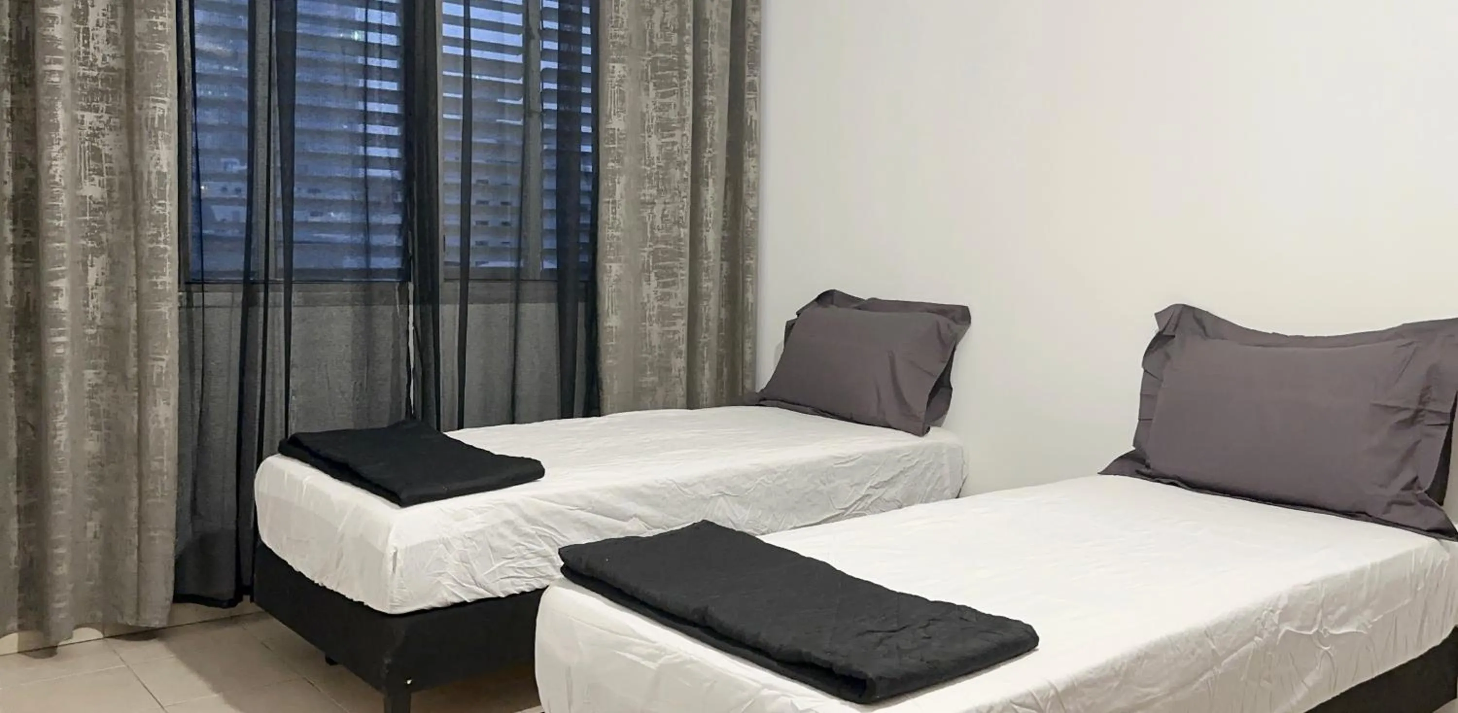 Bed in Stylish Tel Aviv