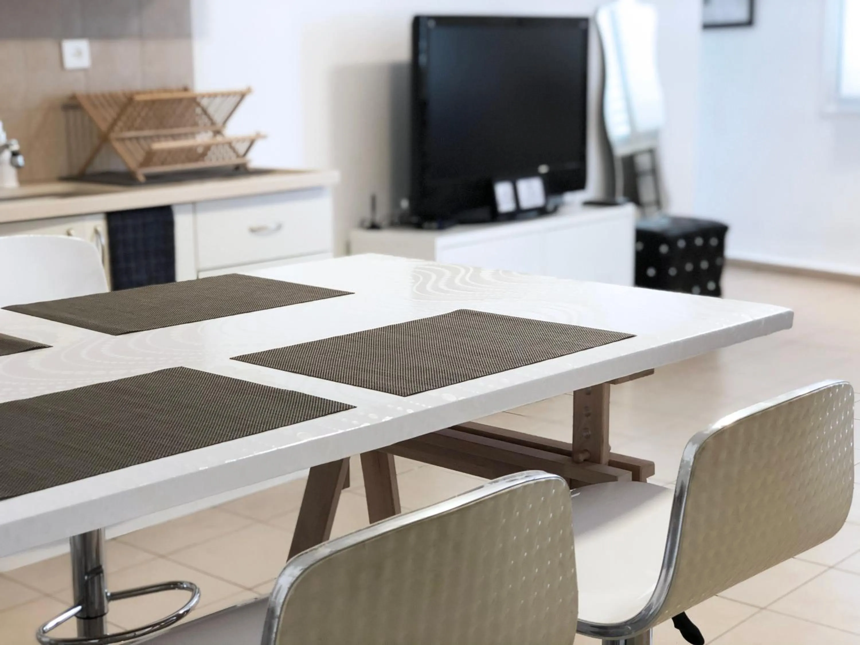 Dining area in Stylish Tel Aviv