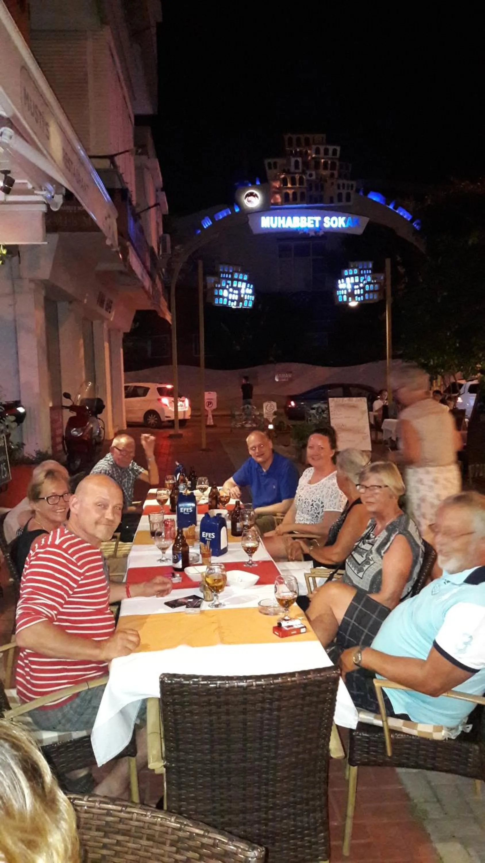 Restaurant/places to eat in Musti Apart Hotel