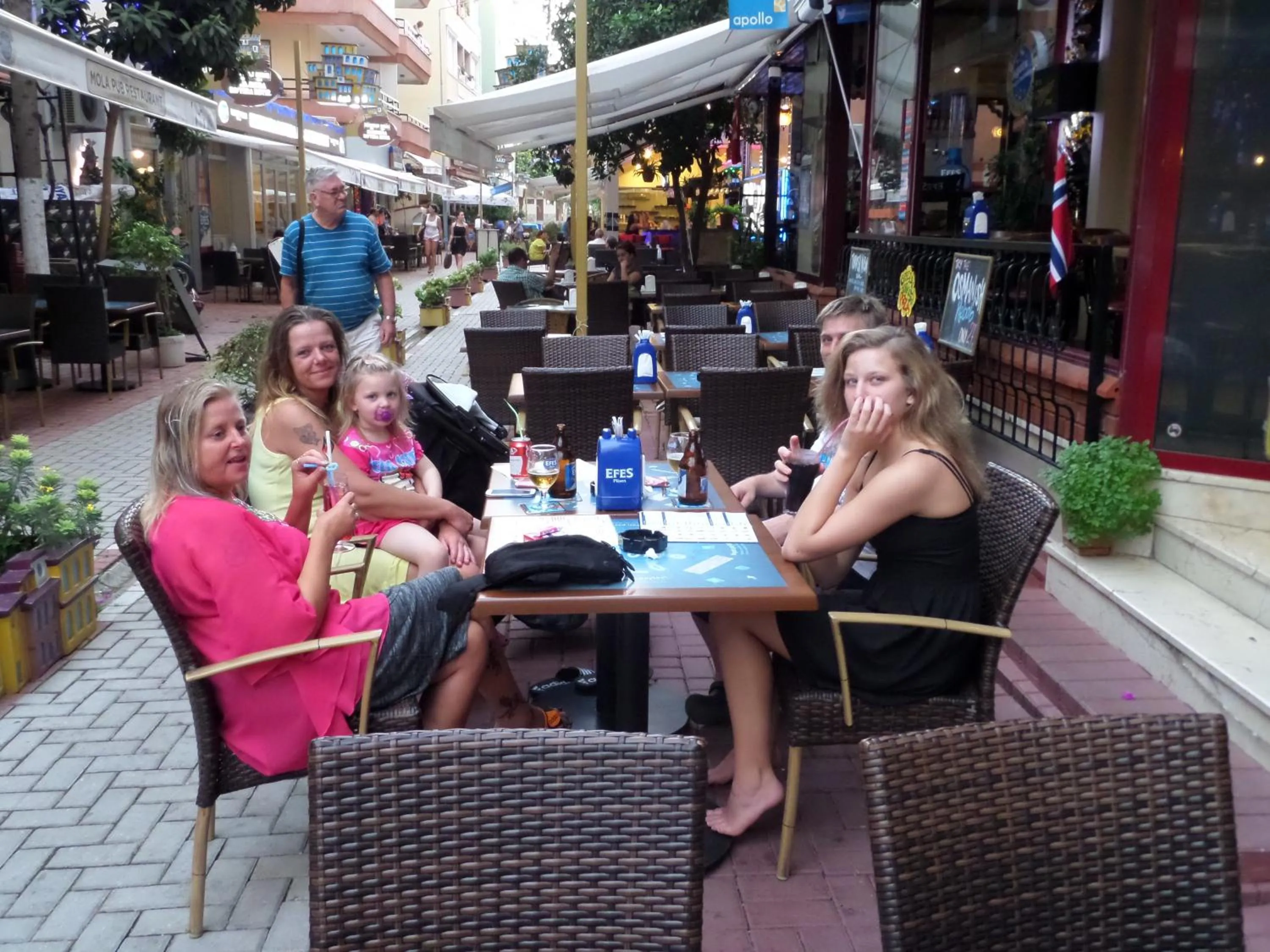 People in Musti Apart Hotel