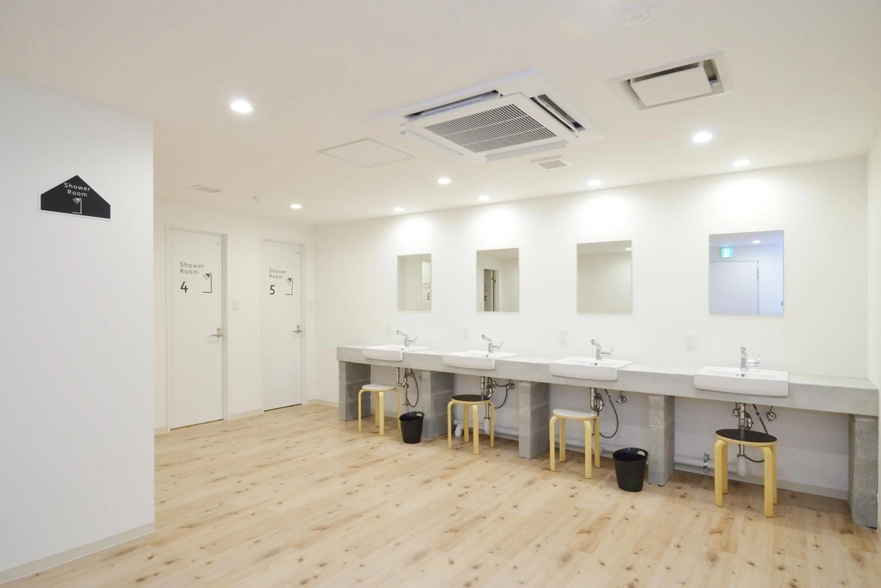 Property building in Otaru YaDo