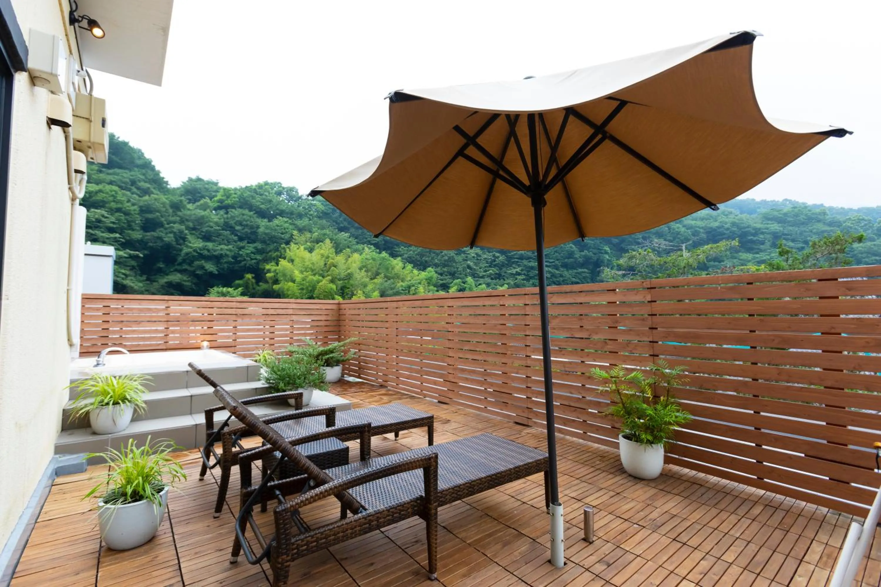 Balcony/Terrace in Hotel Gendairakuen Isehara