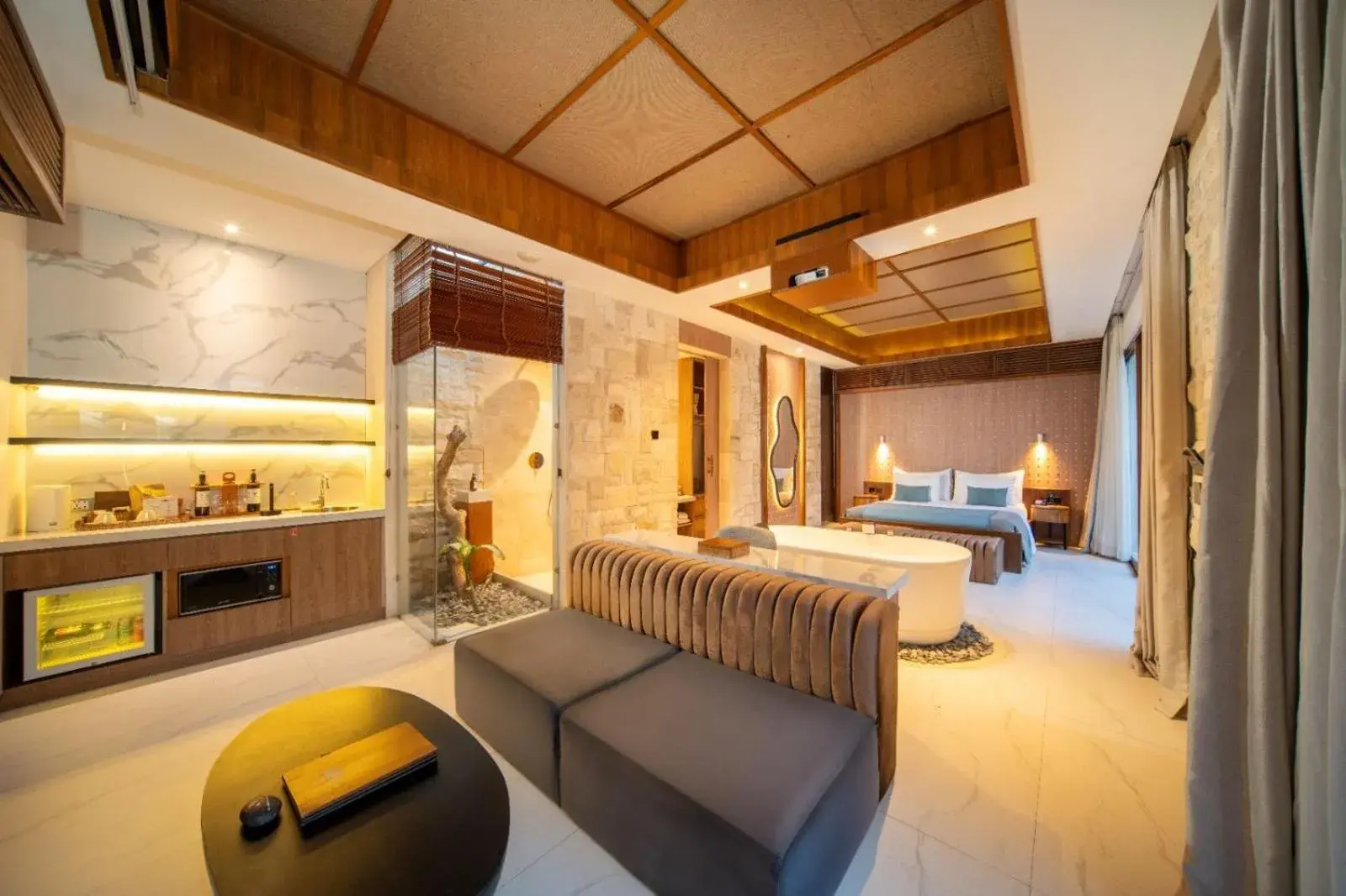Grand One Bedroom Villa with Private Pool & Bathtub in La Vie Villa Seminyak by Ini Vie Hospitality Grand One Bedroom Villa with Private Pool & Bathtub in La Vie Villa Seminyak by Ini Vie Hospitality
