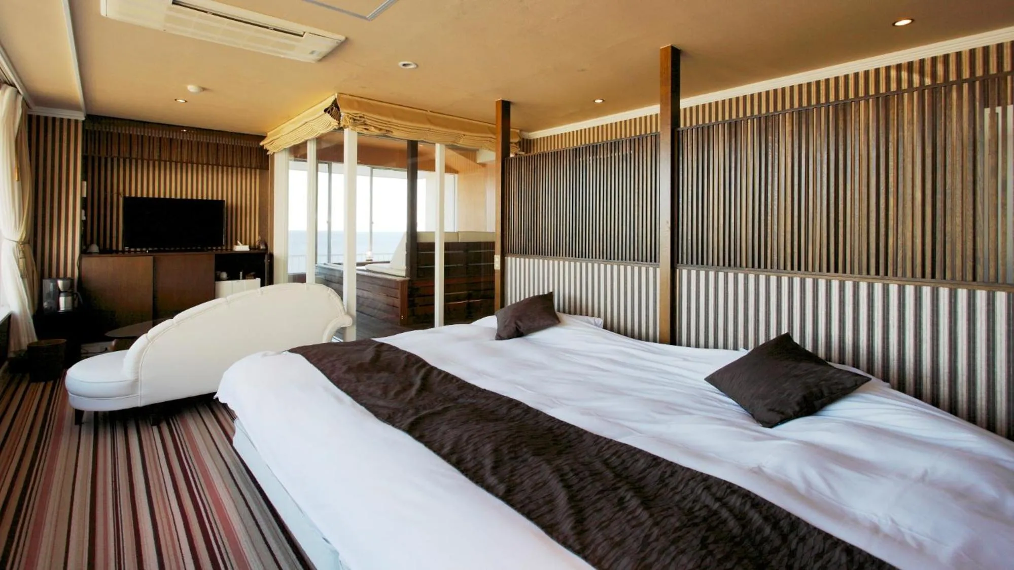 Bed in Atagawa Yamatokan