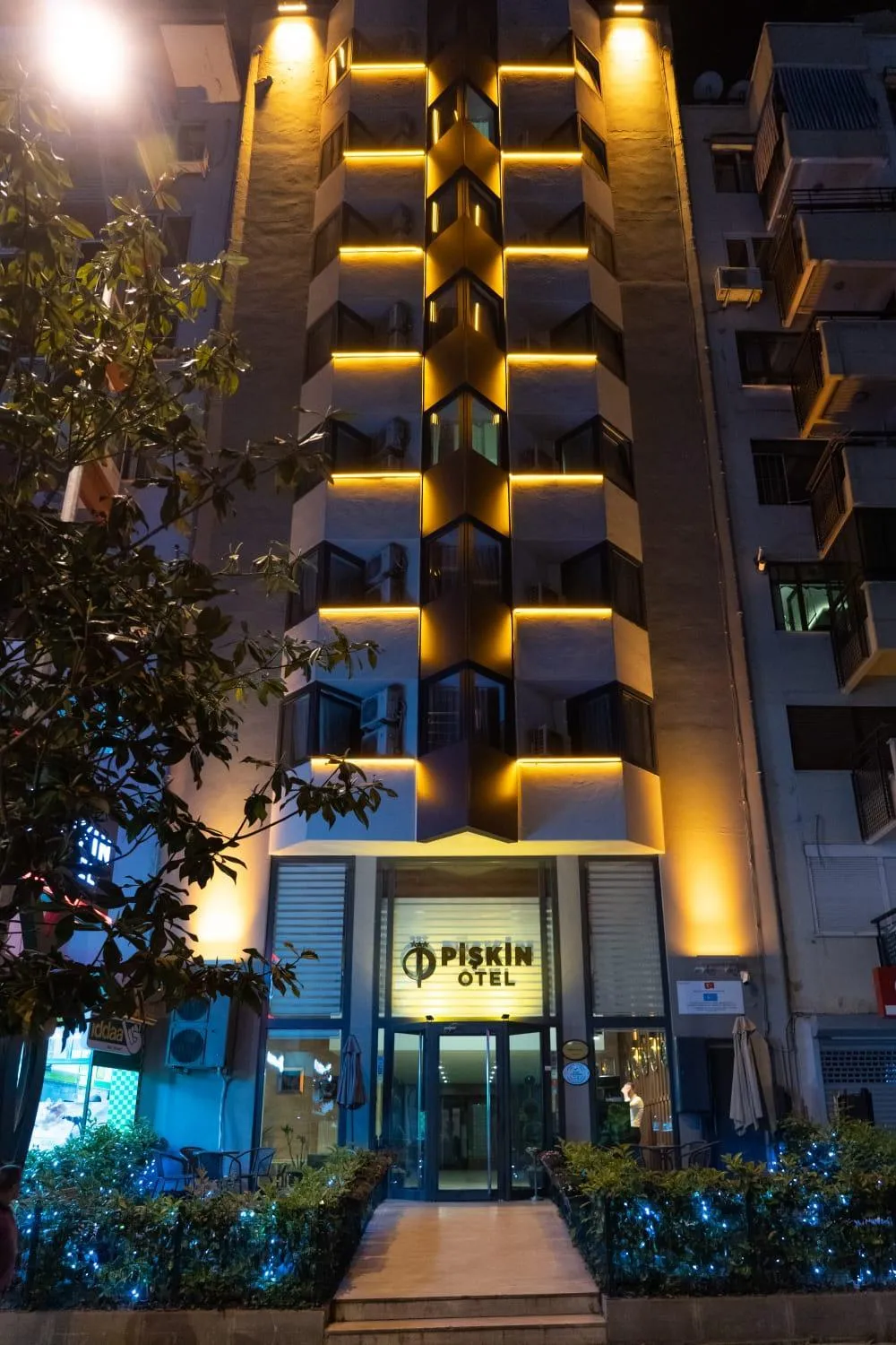 Facade/entrance in Piskin Hotel