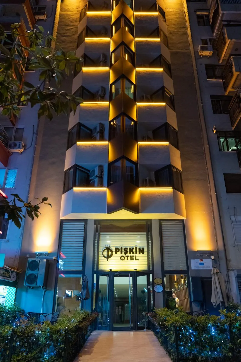 Facade/entrance in Piskin Hotel