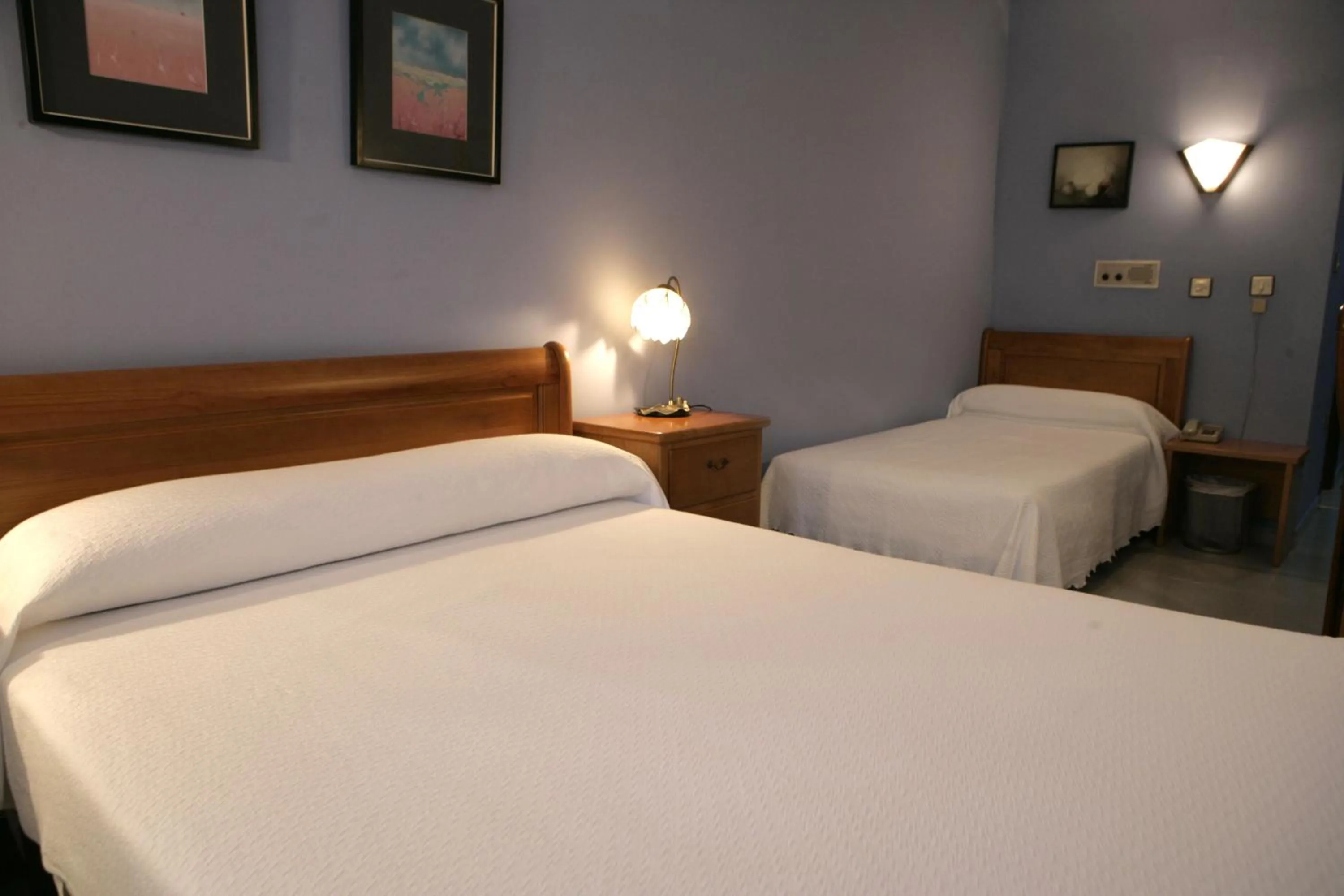 Photo of the whole room, Bed in Hotel Azpiazu