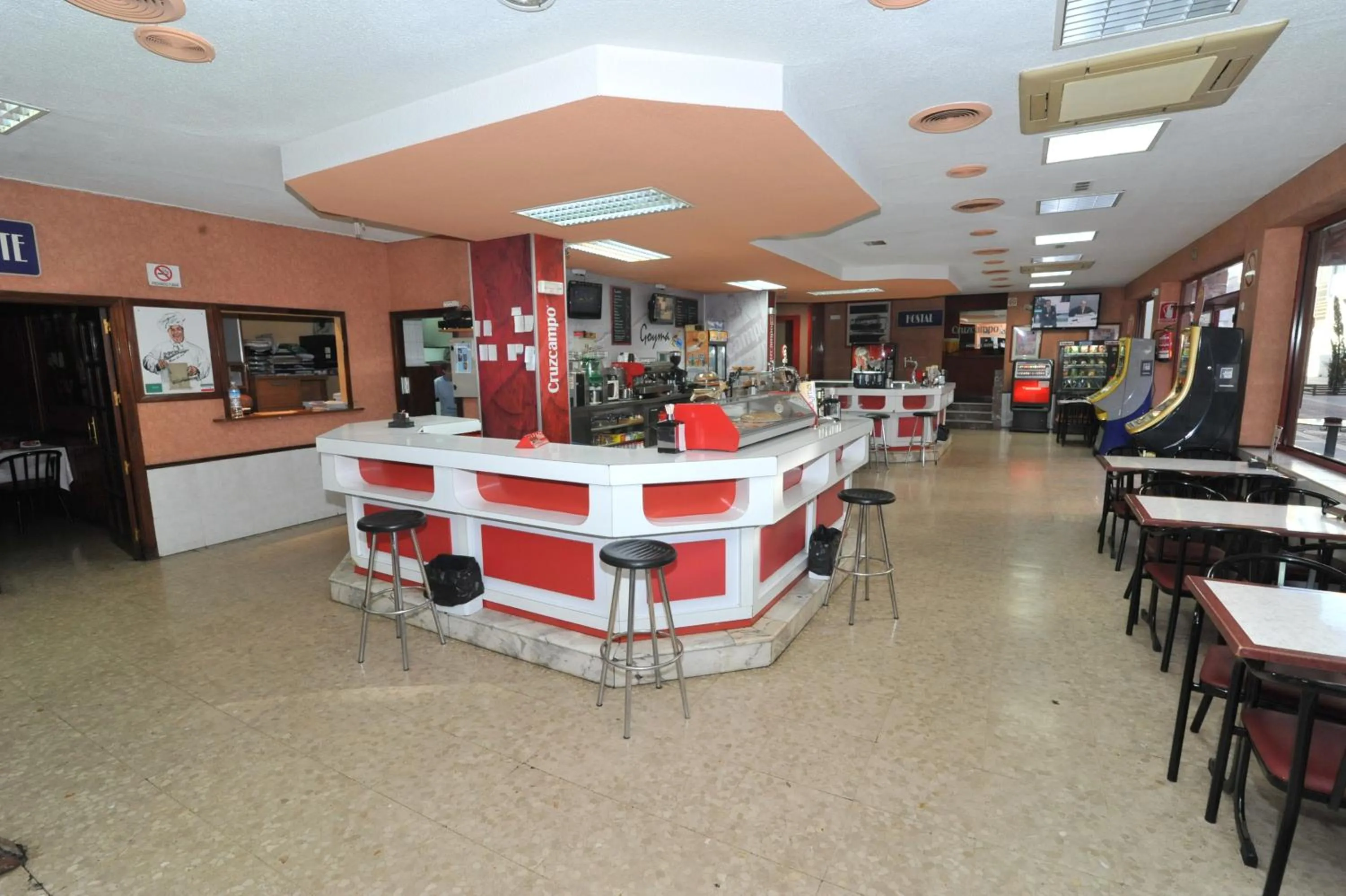 Lounge or bar in Hostal Goyma I