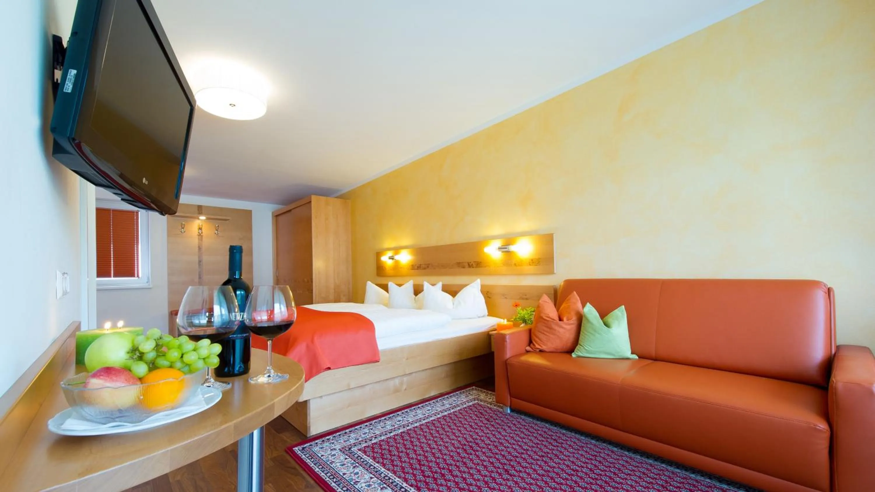 Photo of the whole room in Familiengut Ertlhof