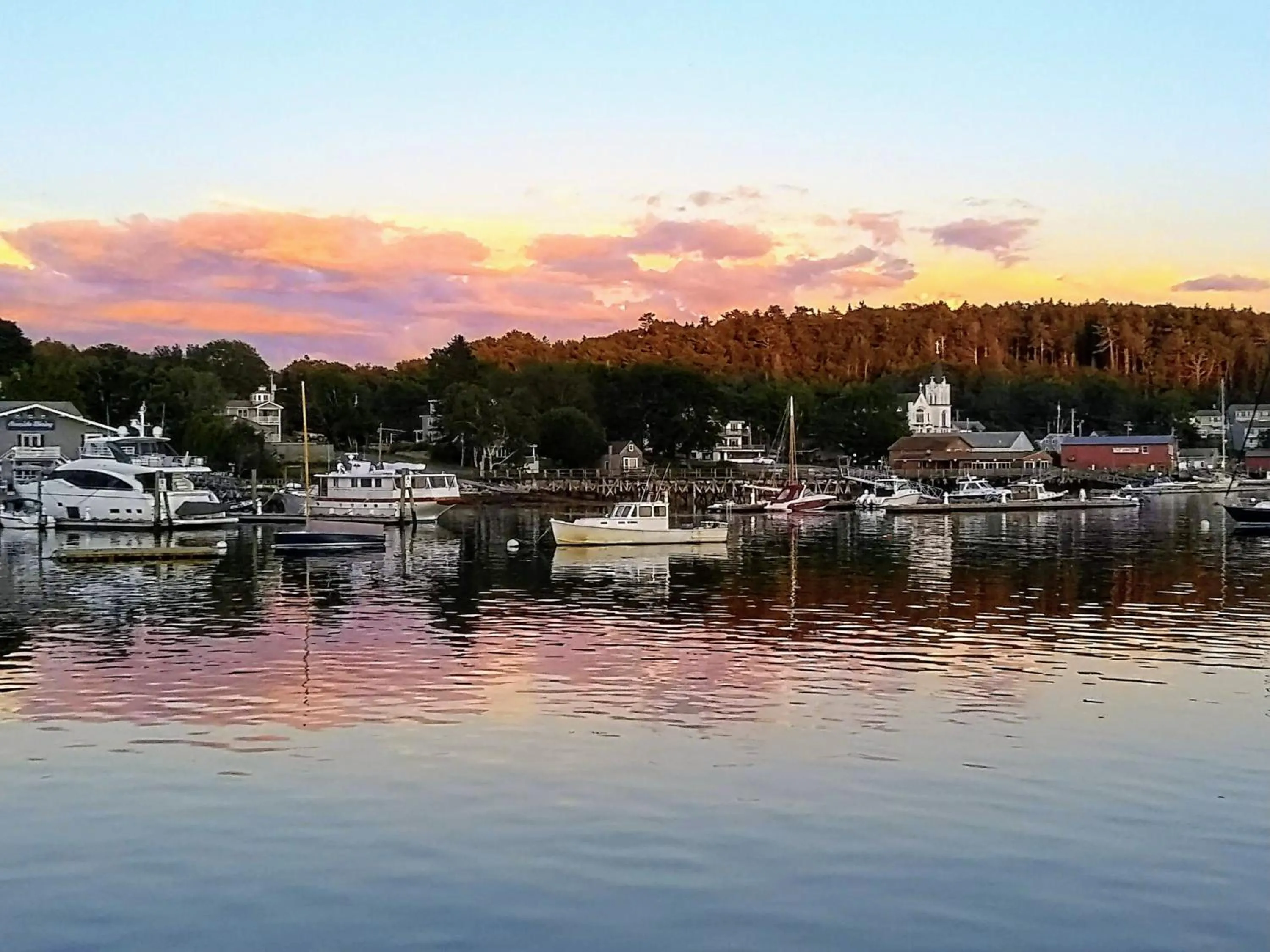 Fisherman's Wharf Inn