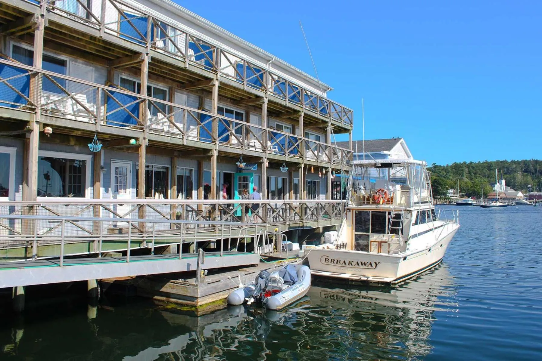 Property building in Fisherman's Wharf Inn