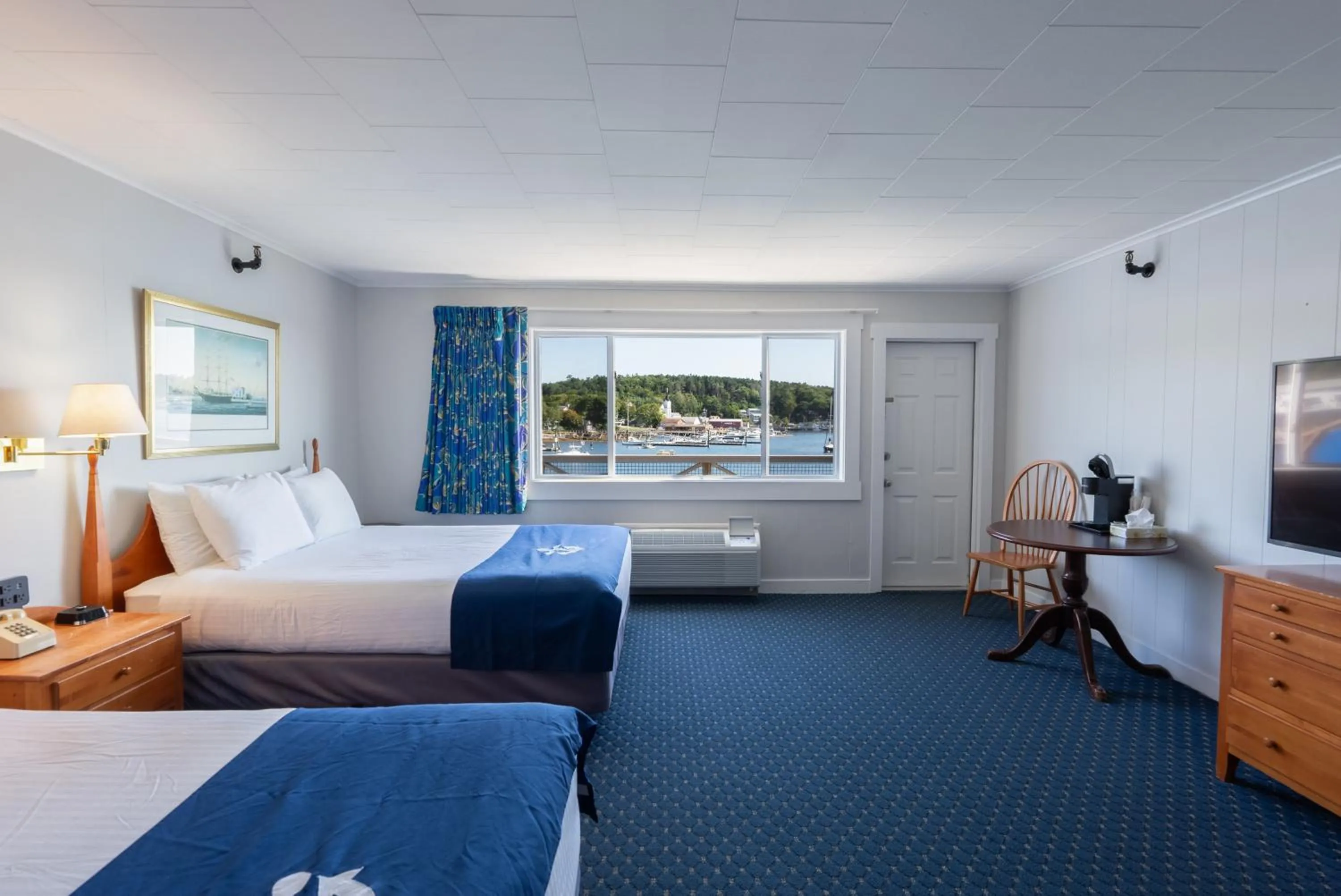 Bedroom, Bed in Fisherman's Wharf Inn
