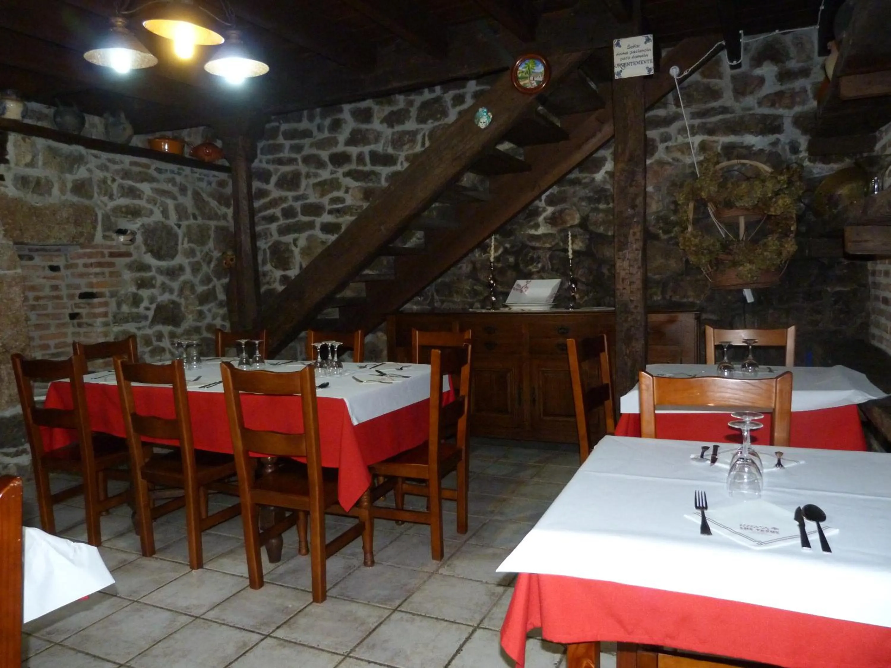Restaurant/places to eat in Hotel Rural Los Texos