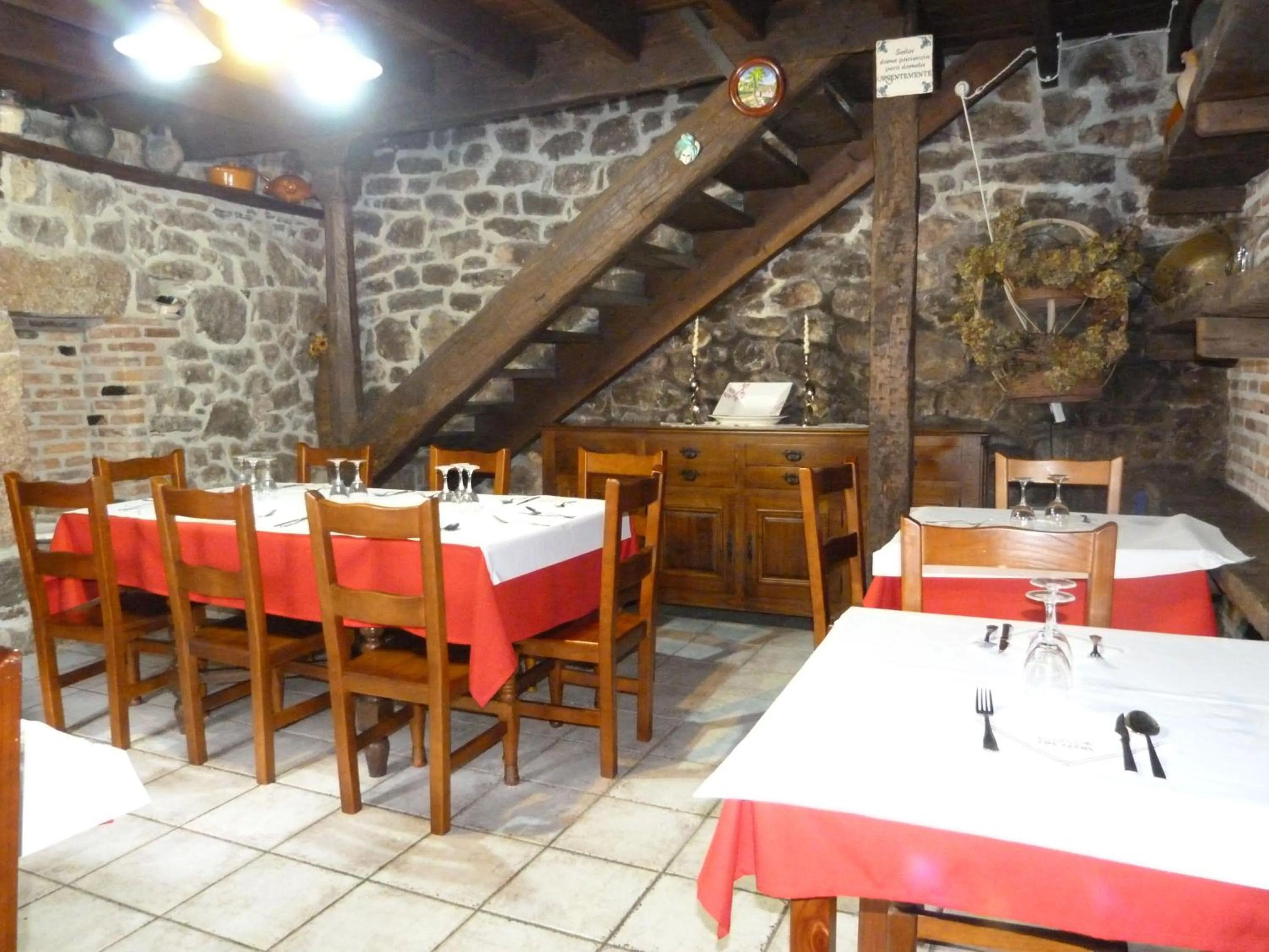 Restaurant/places to eat in Hotel Rural Los Texos