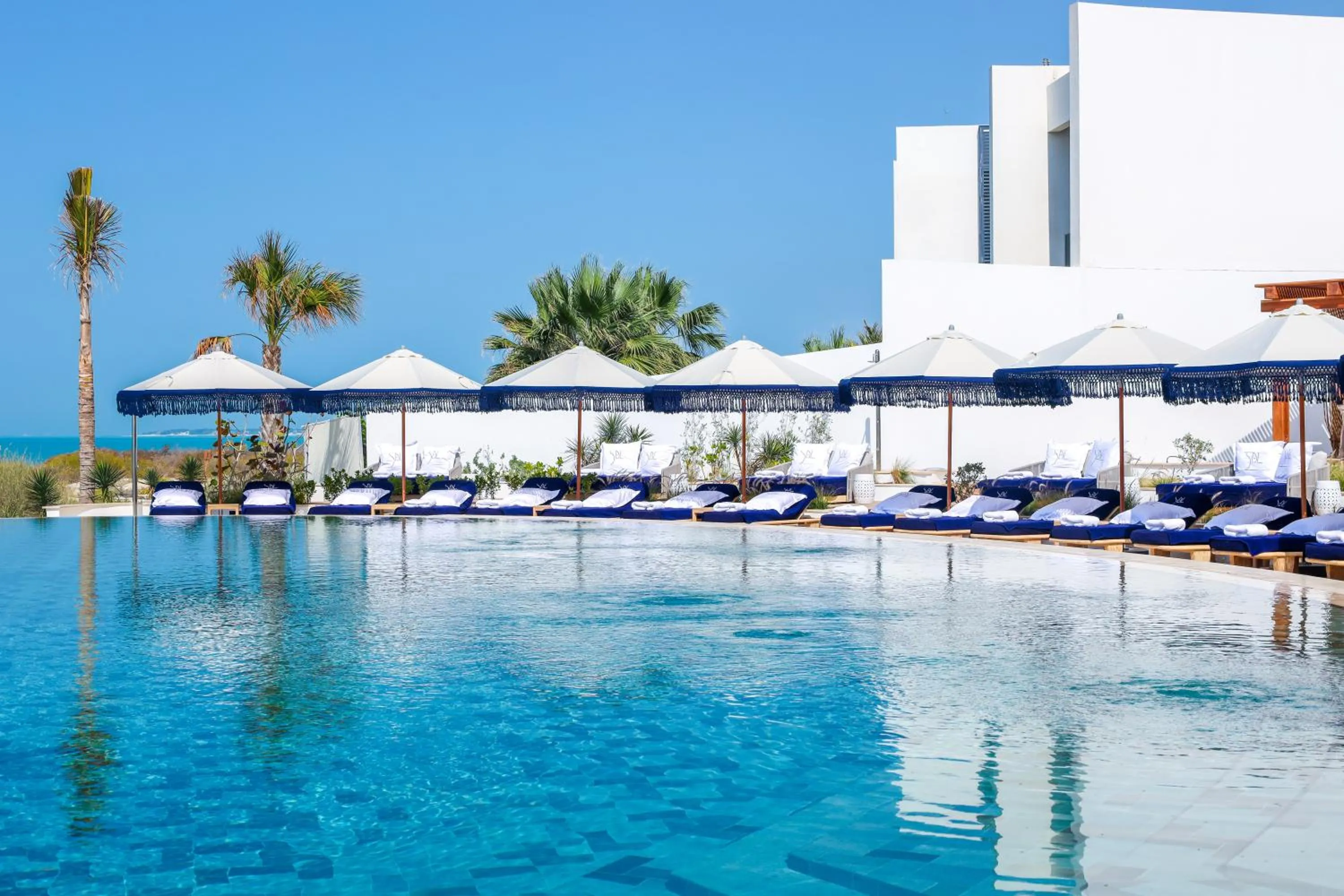 Restaurant/places to eat in Jumeirah Saadiyat Island Abu Dhabi