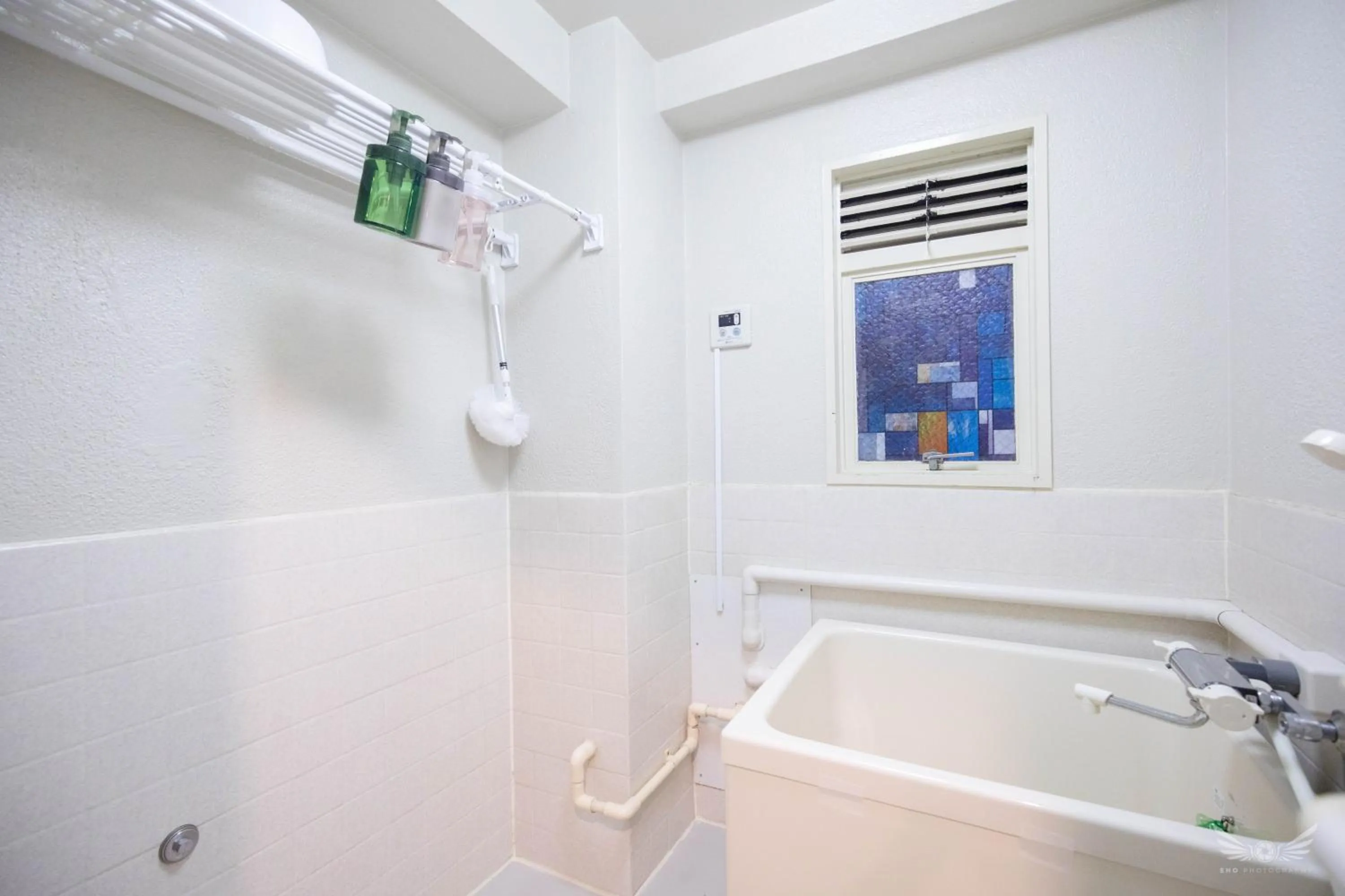 Shower in Hakata apartment