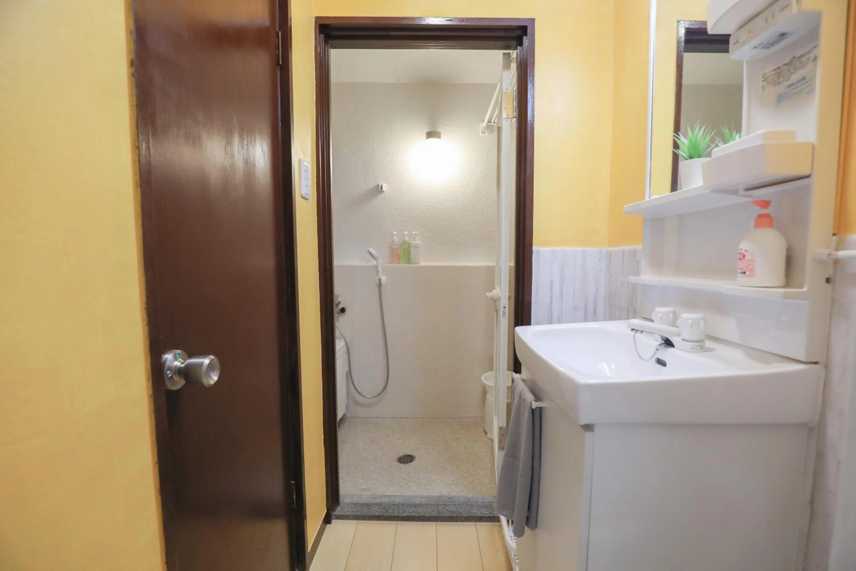 Bathroom in Hakata apartment