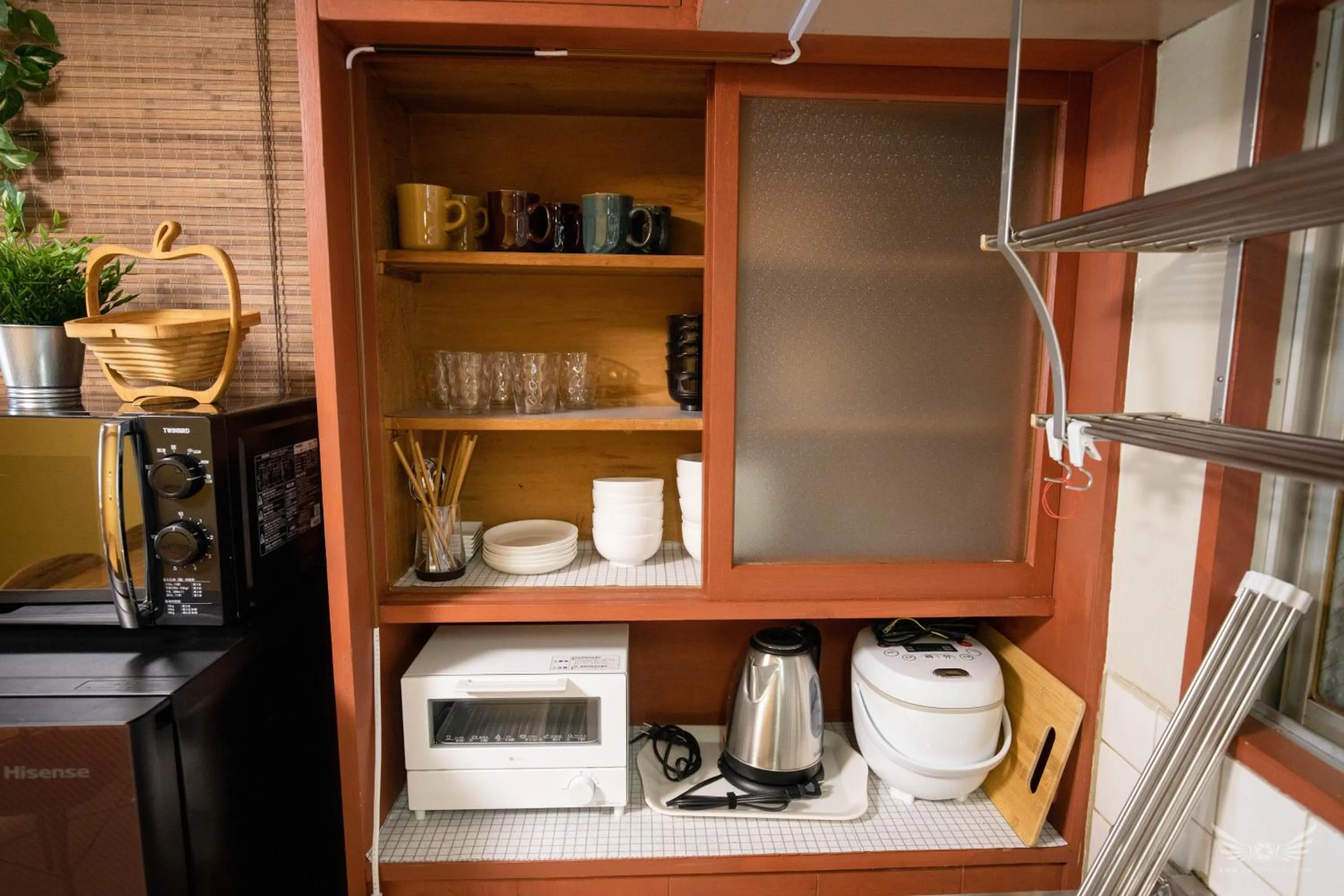 Coffee/tea facilities in Hakata apartment