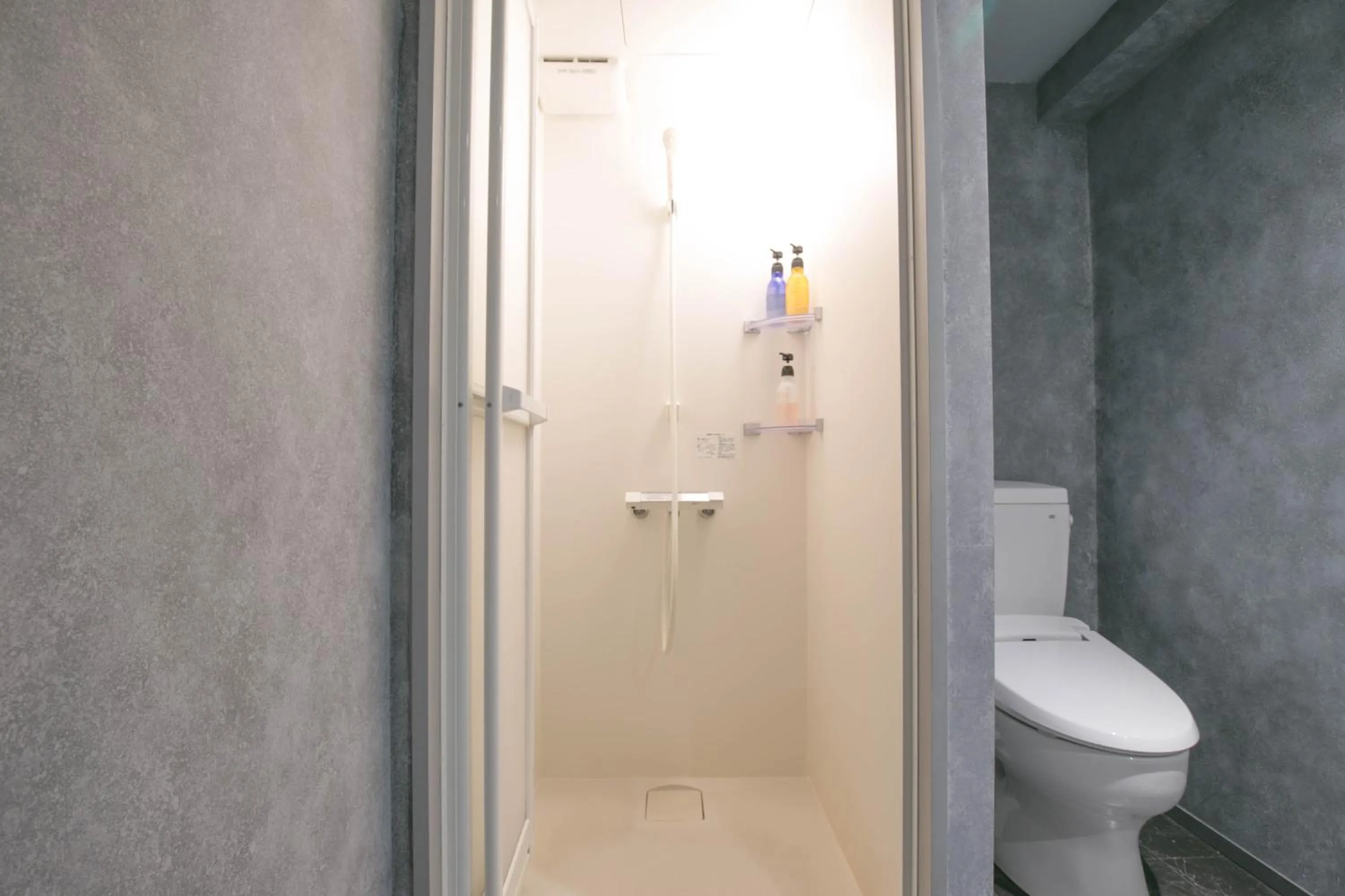 Shower in Hakata apartment