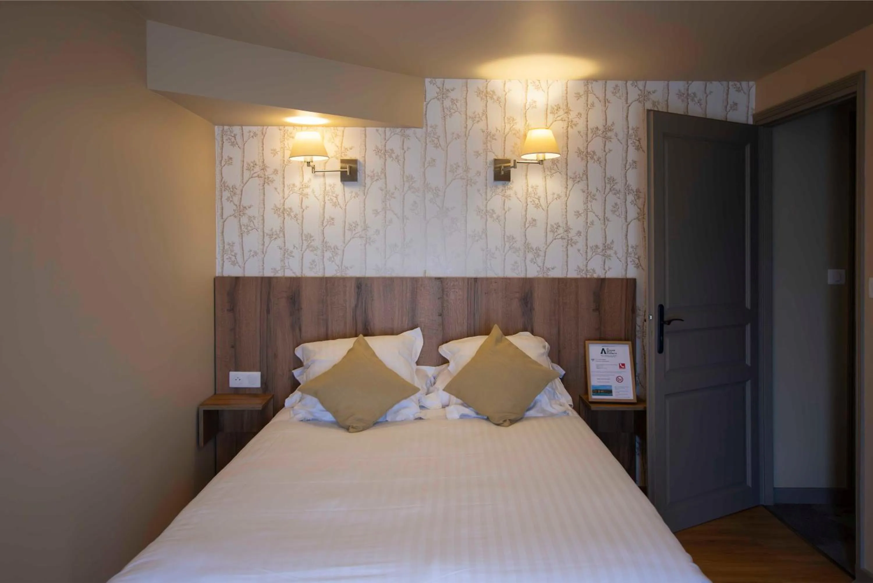 furniture, Bed in Domaine de la Plagnette