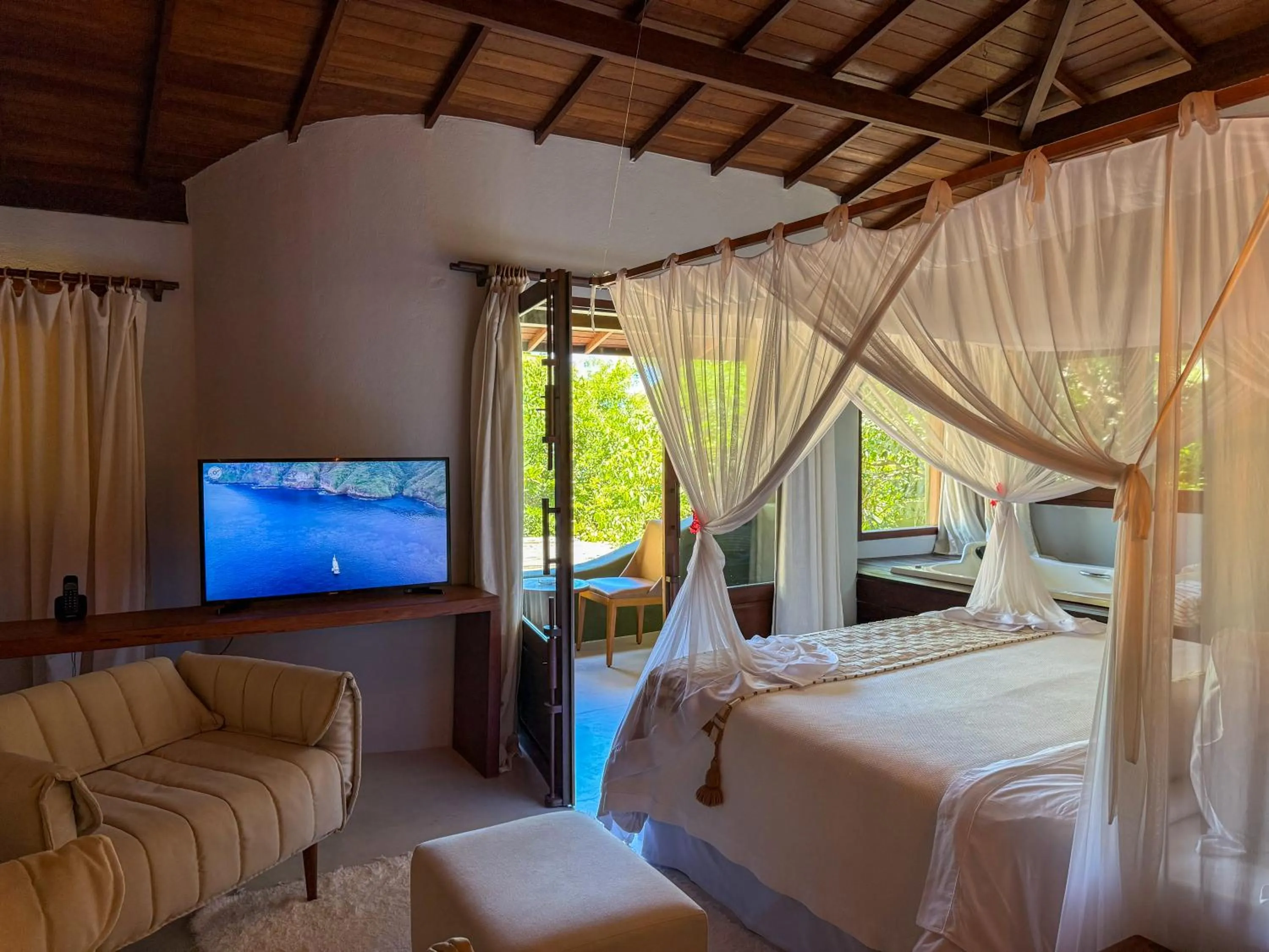 Bed in Amaia Trancoso Hotel
