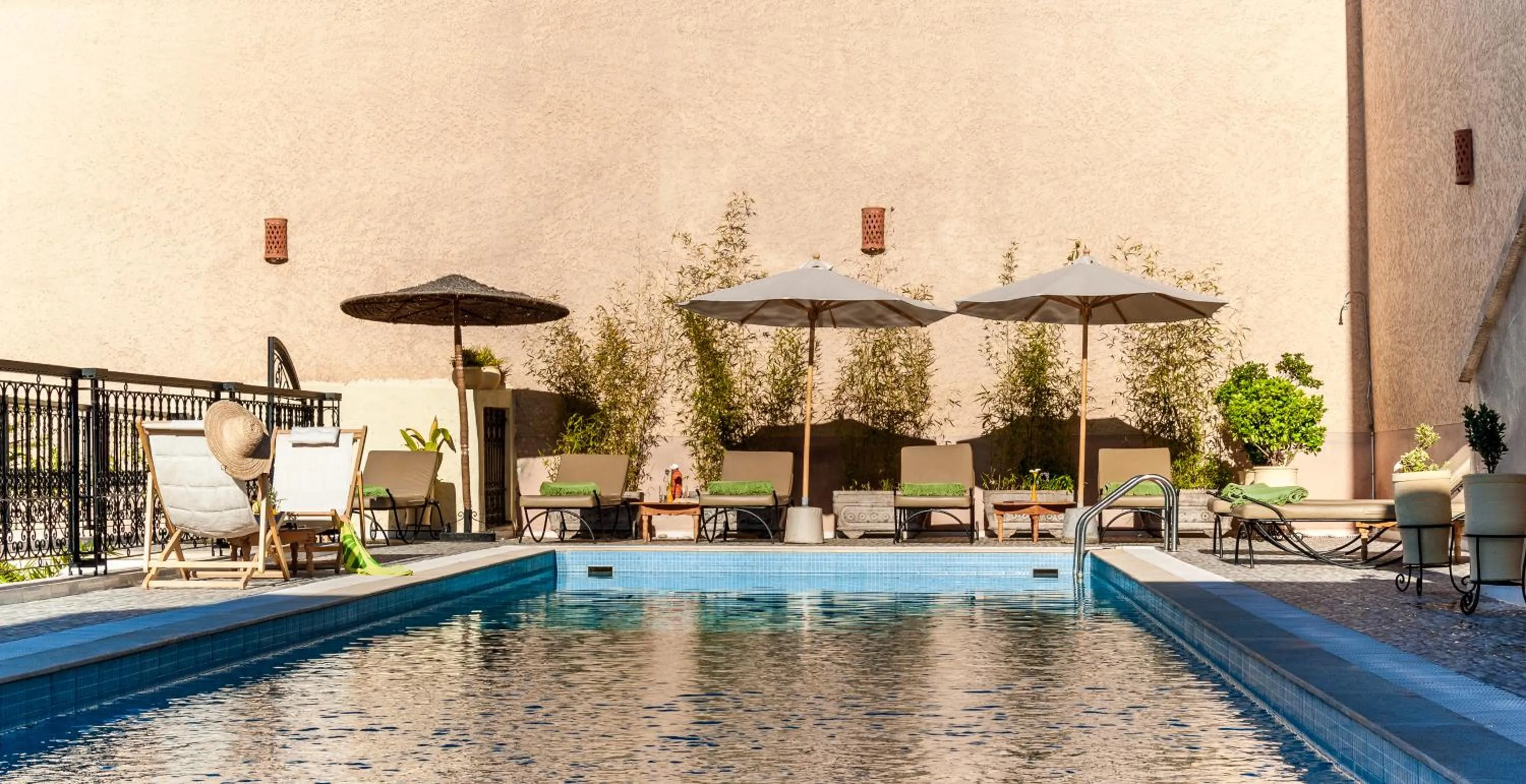 Pool view in Riad Sougtani