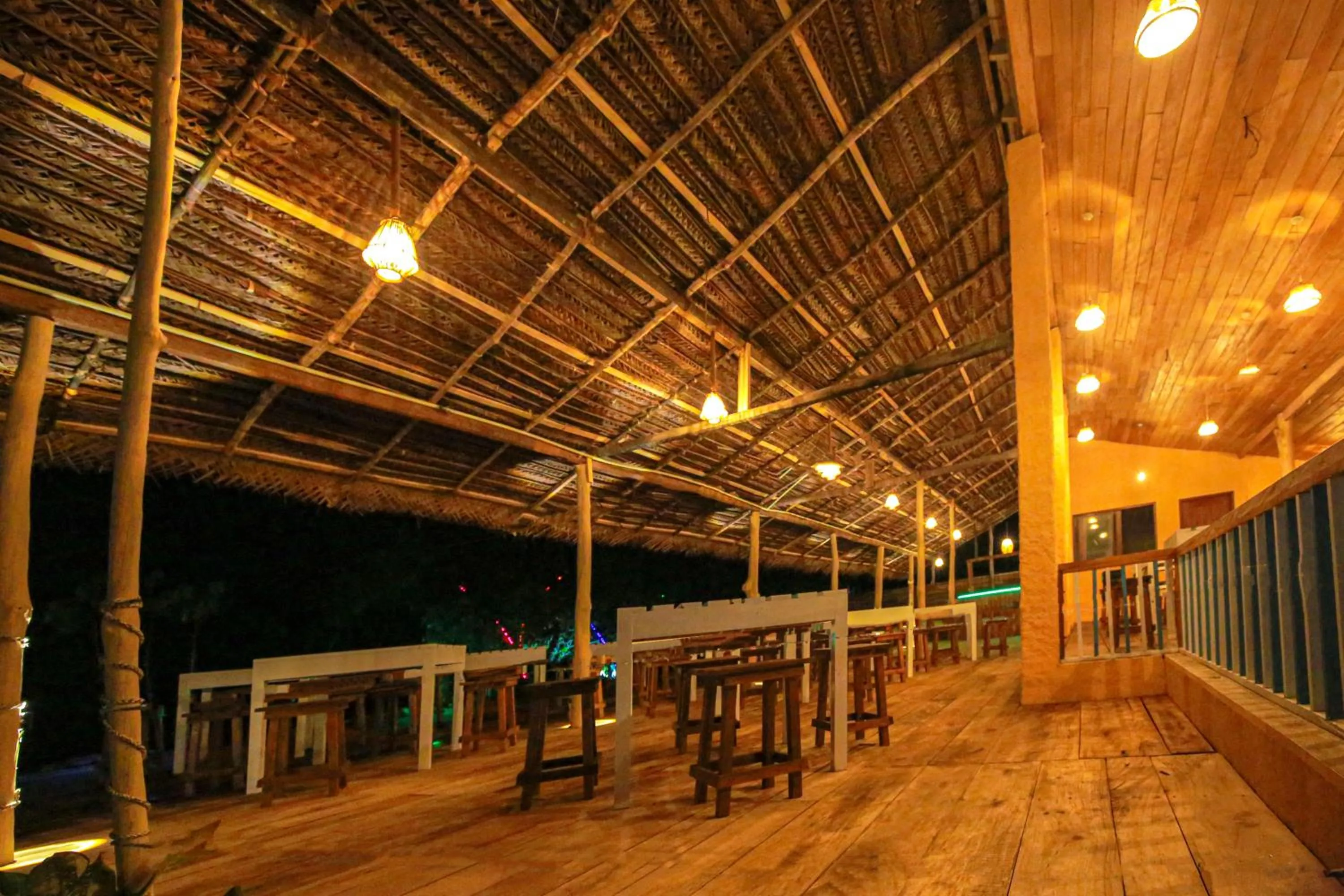 Restaurant/places to eat in New Ocean Vibes Ahangama